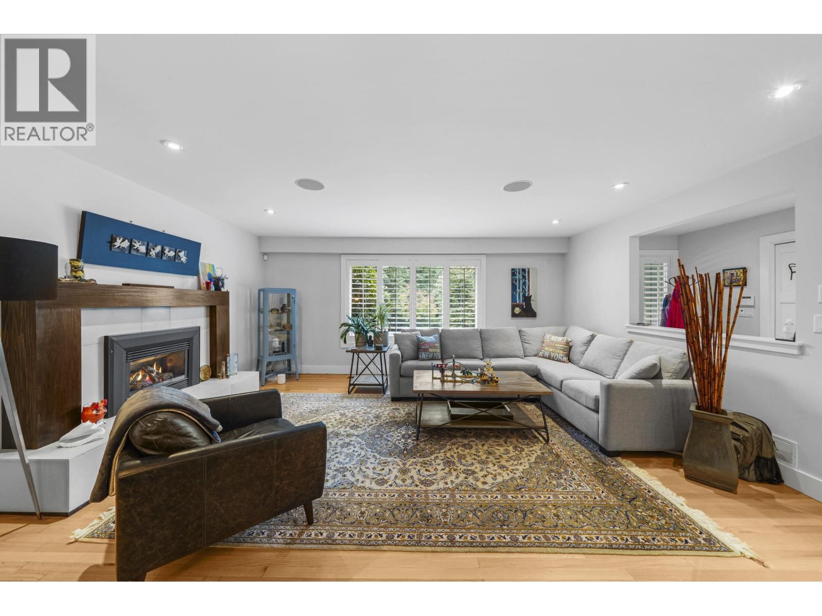 












5154 RANGER AVENUE

,
North Vancouver,




British Columbia
V7R3M4

