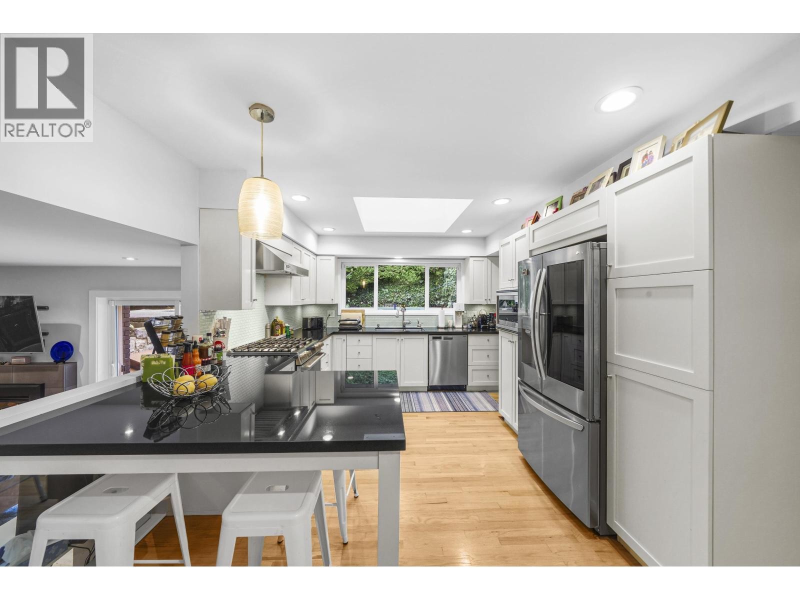 












5154 RANGER AVENUE

,
North Vancouver,




British Columbia
V7R3M4

