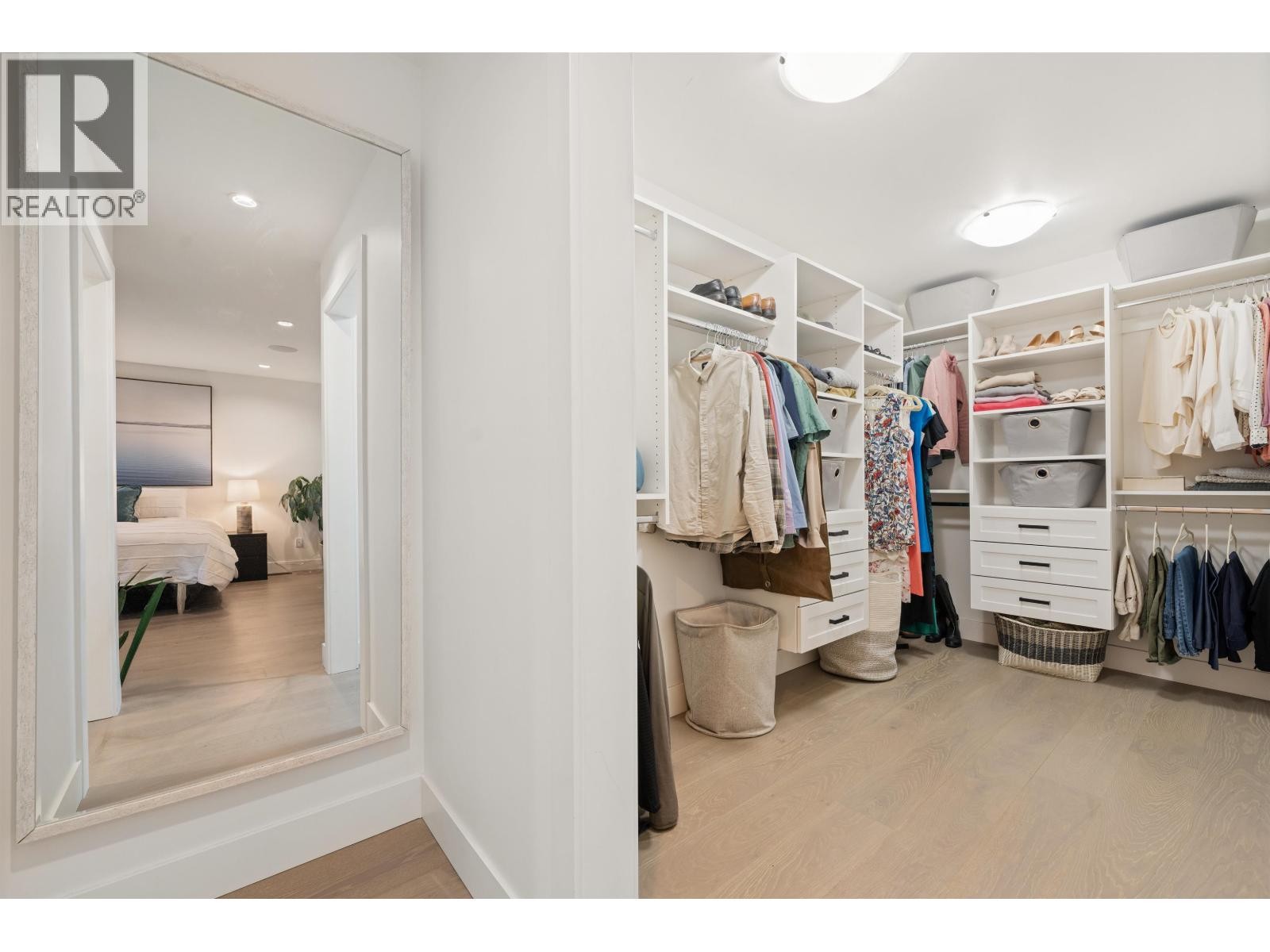 












336 E KEITH ROAD

,
North Vancouver,




British Columbia
V7L1V7

