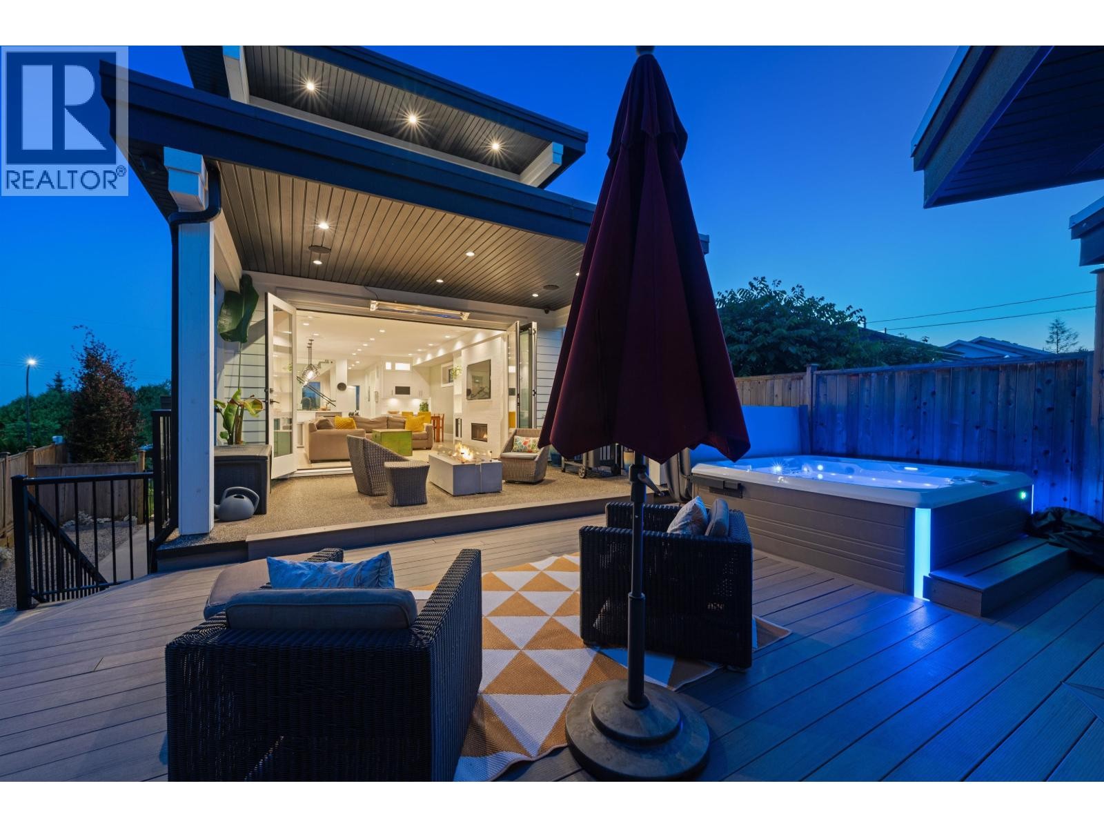 












336 E KEITH ROAD

,
North Vancouver,




British Columbia
V7L1V7

