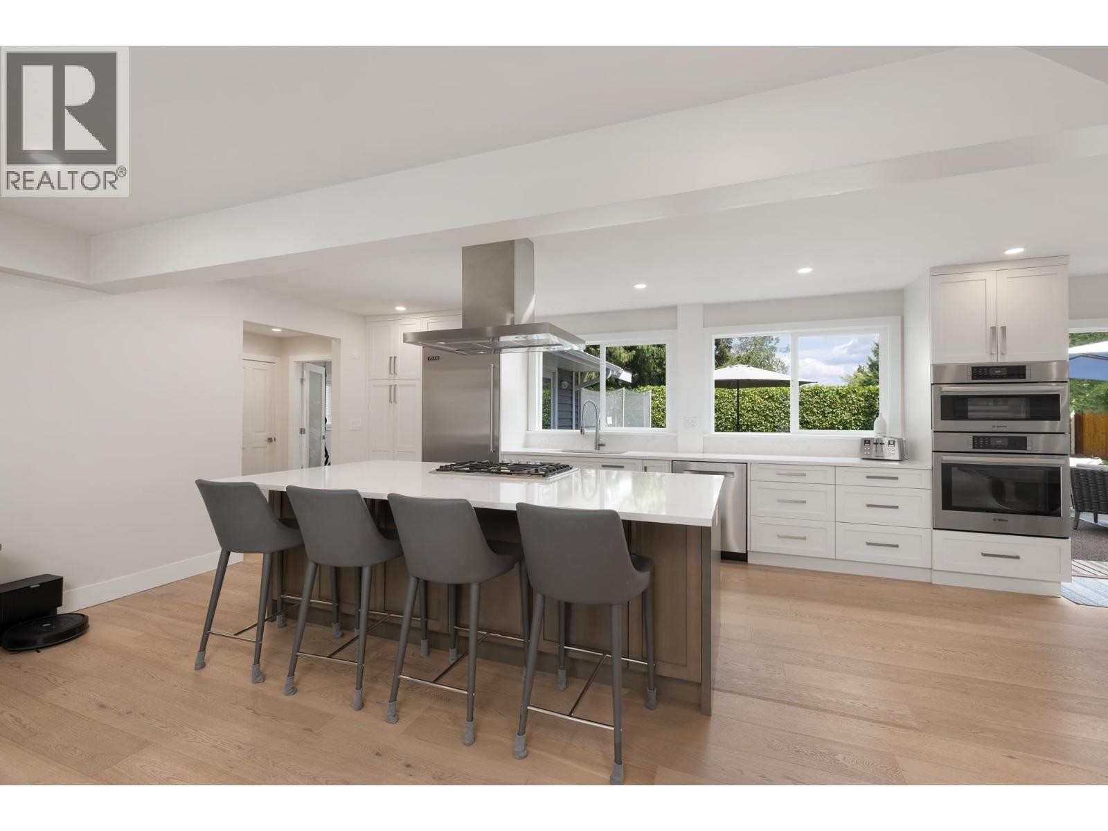 












2678 AILSA CRESCENT

,
North Vancouver,




British Columbia
V7K2B2

