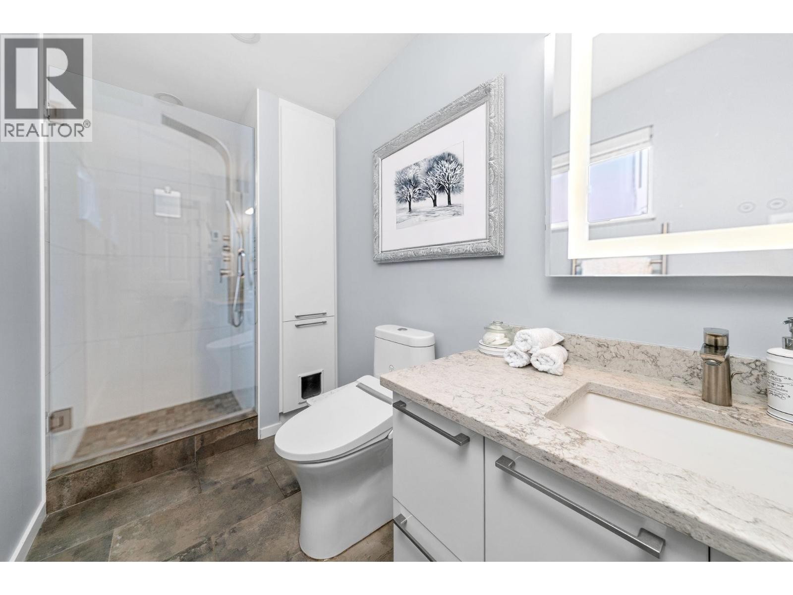 












2540 BOSWELL AVENUE

,
North Vancouver,




British Columbia
V7H1L7

