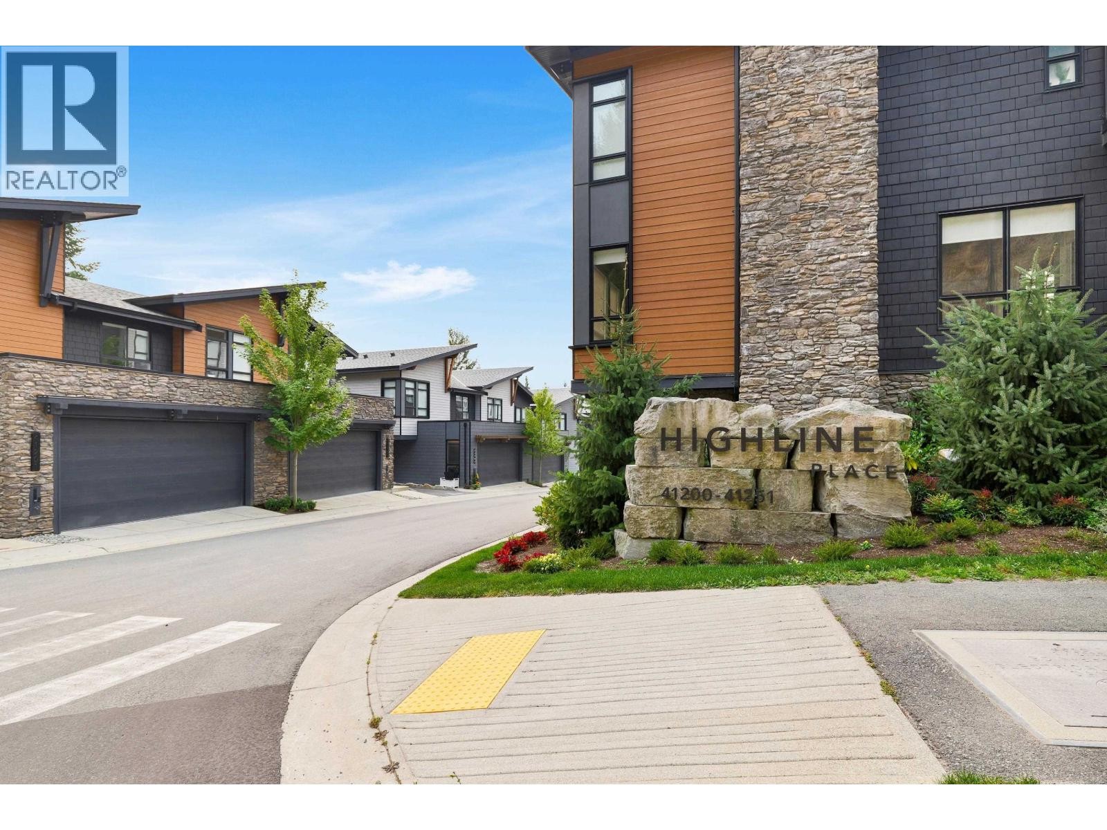 












41224 HIGHLINE PLACE

,
Squamish,




British Columbia
V8B1C2

