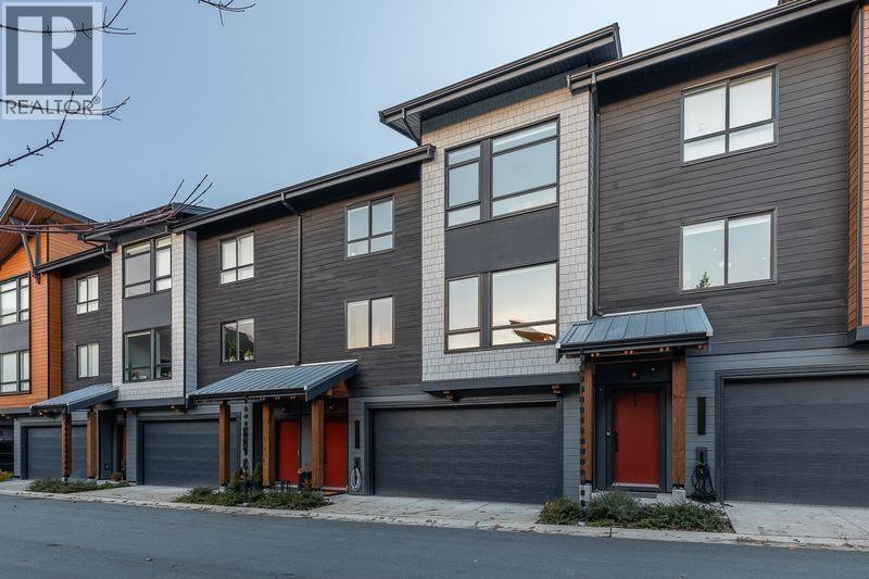 












41224 HIGHLINE PLACE

,
Squamish,




British Columbia
V8B1C2

