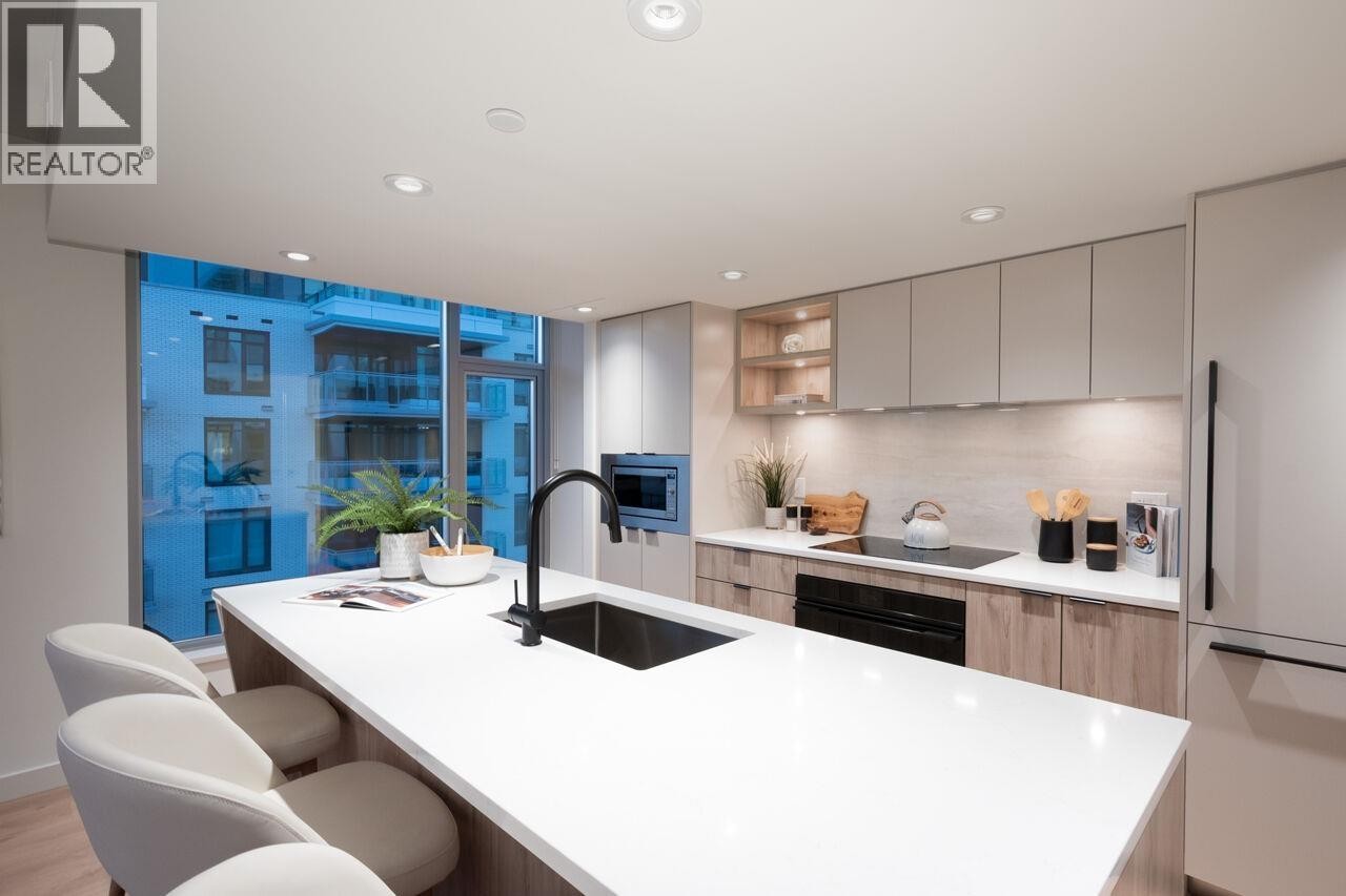 












520 755 HARBOURSIDE DRIVE

,
North Vancouver,




British Columbia
V7P0G1

