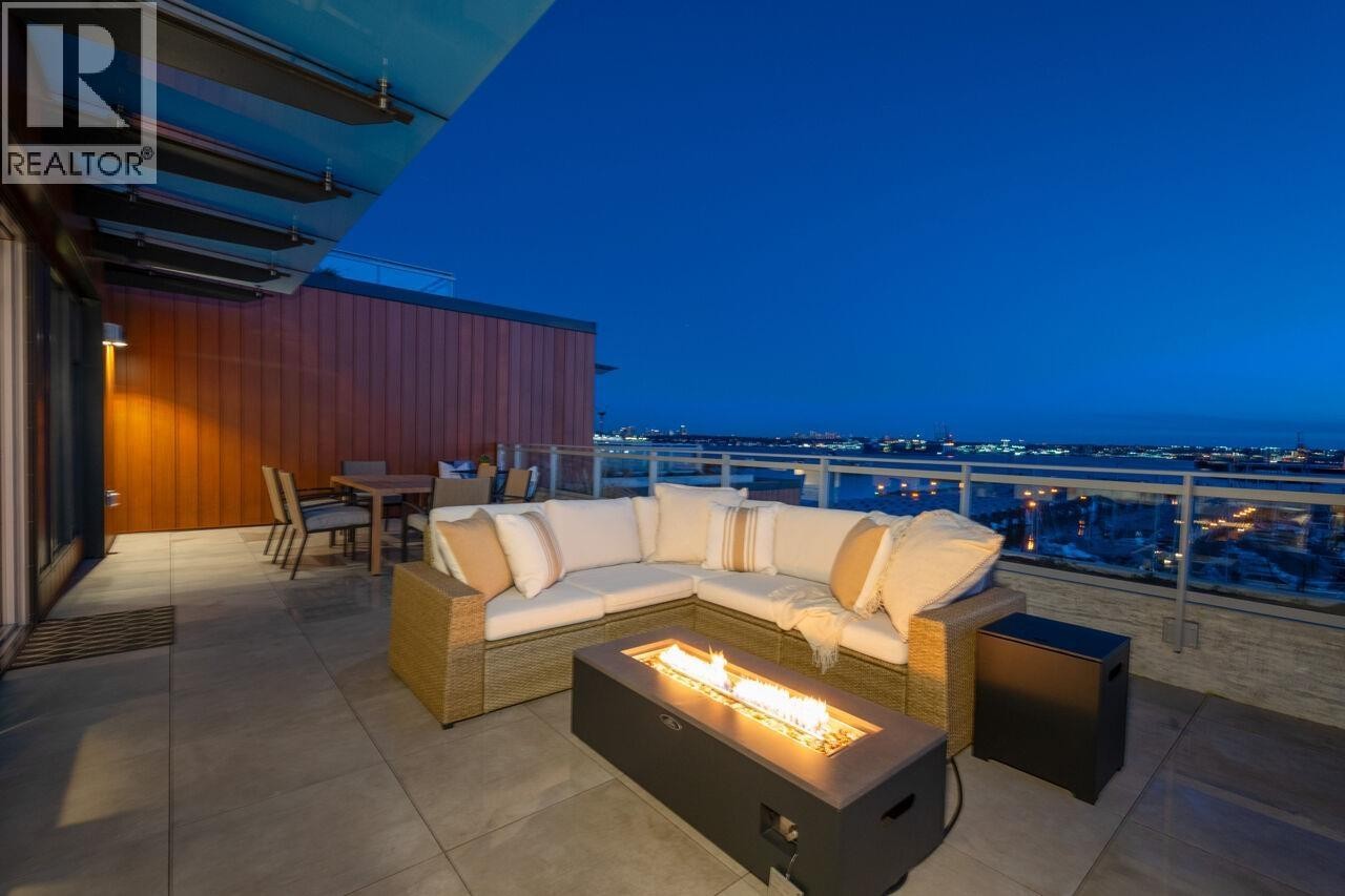 












520 755 HARBOURSIDE DRIVE

,
North Vancouver,




British Columbia
V7P0G1

