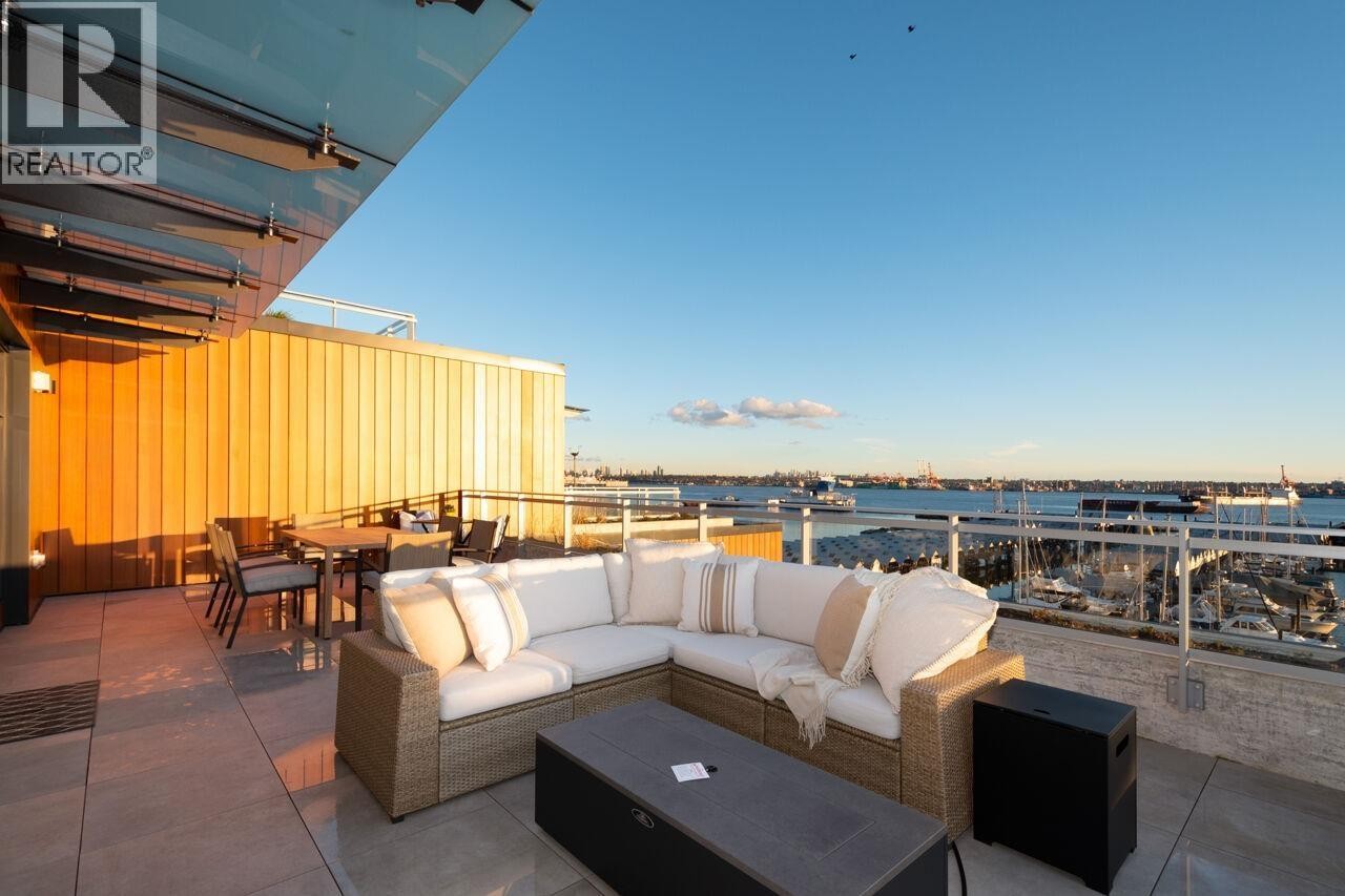 












520 755 HARBOURSIDE DRIVE

,
North Vancouver,




British Columbia
V7P0G1

