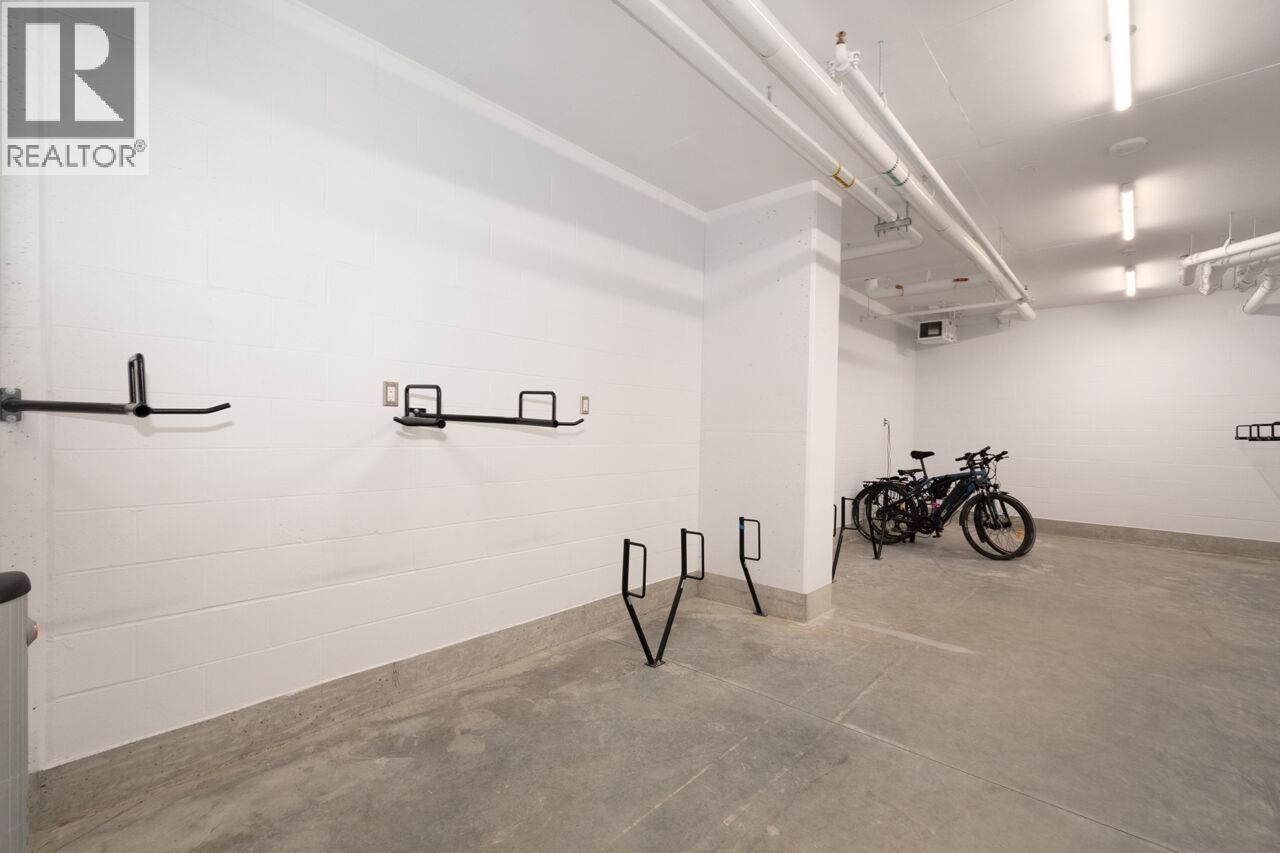 












520 755 HARBOURSIDE DRIVE

,
North Vancouver,




British Columbia
V7P0G1

