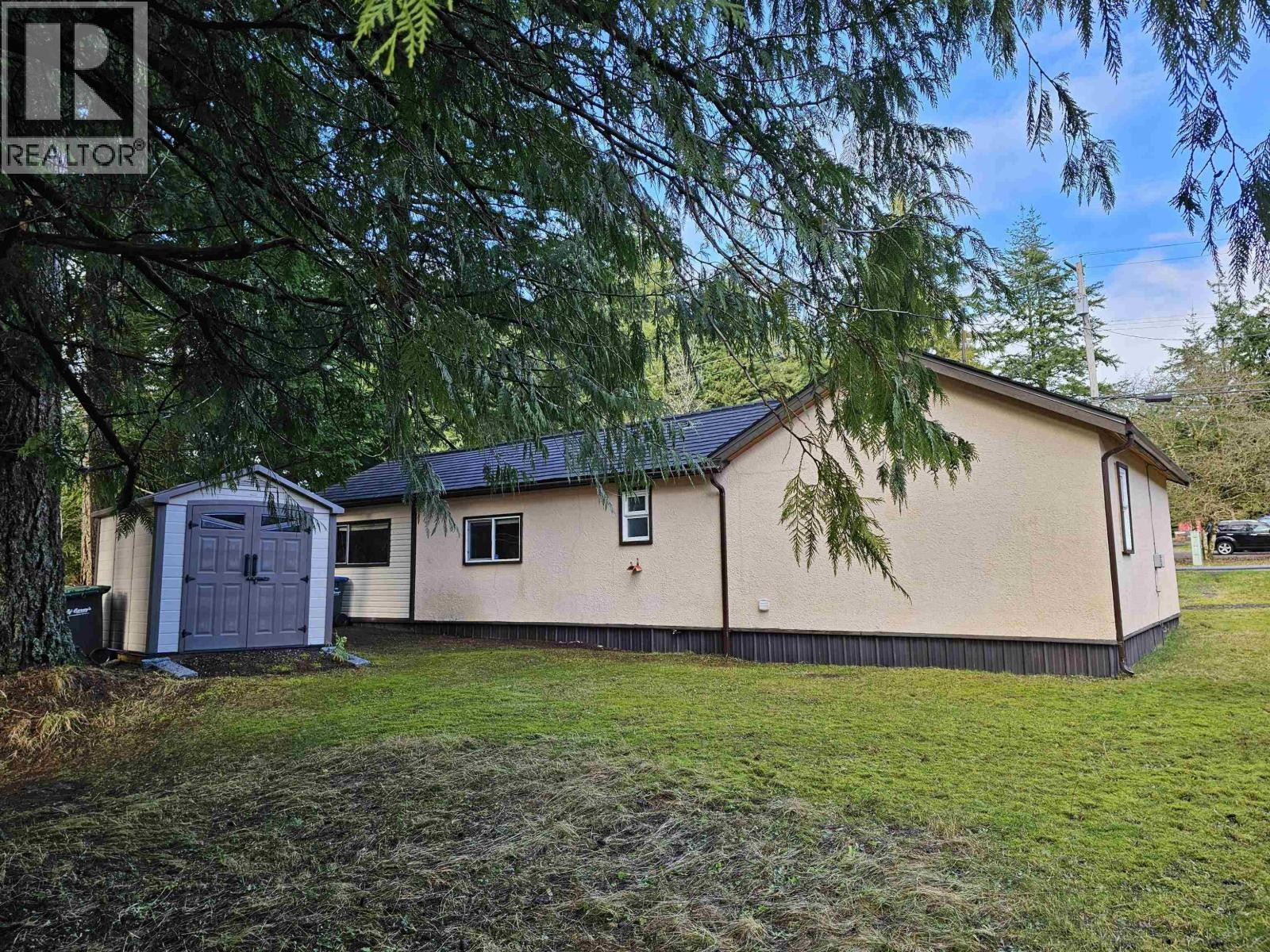 












1502 DEPOT ROAD

,
Squamish,




British Columbia
V0N1H0

