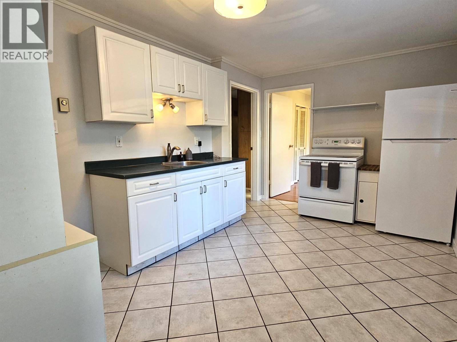 












1502 DEPOT ROAD

,
Squamish,




British Columbia
V0N1H0

