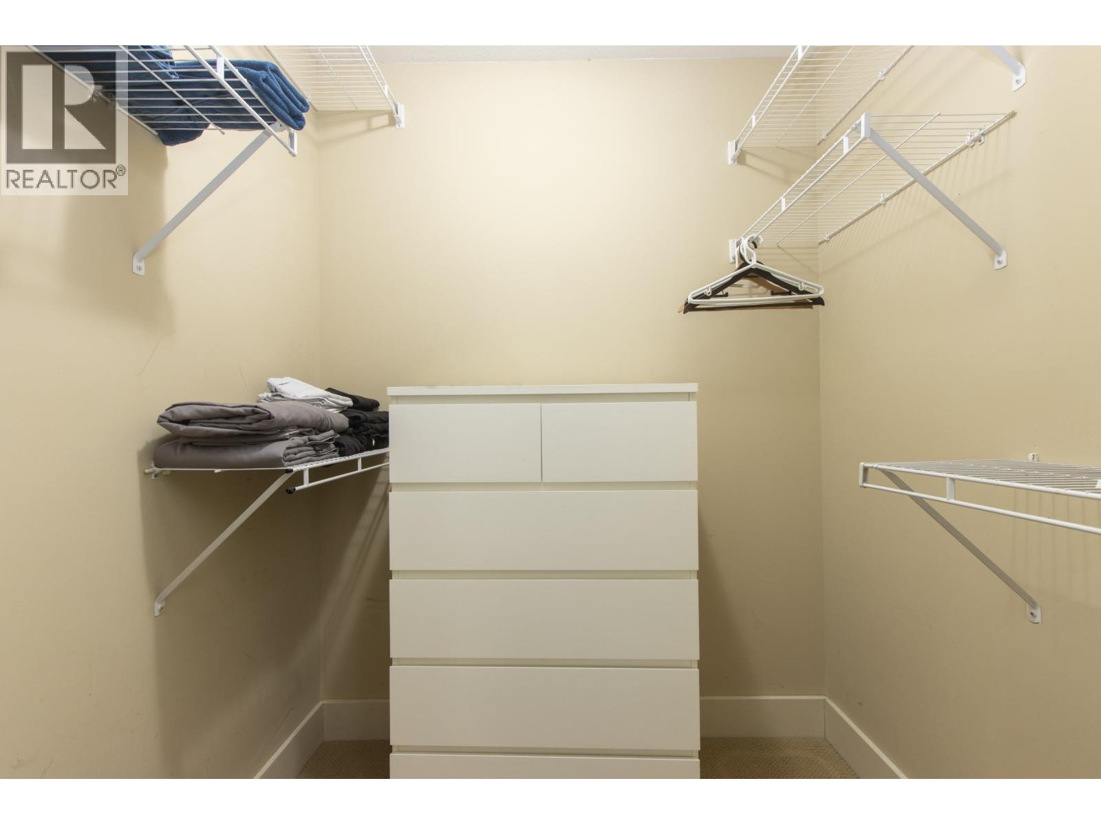 












320 1336 MAIN STREET

,
Squamish,




British Columbia
V8B0R2

