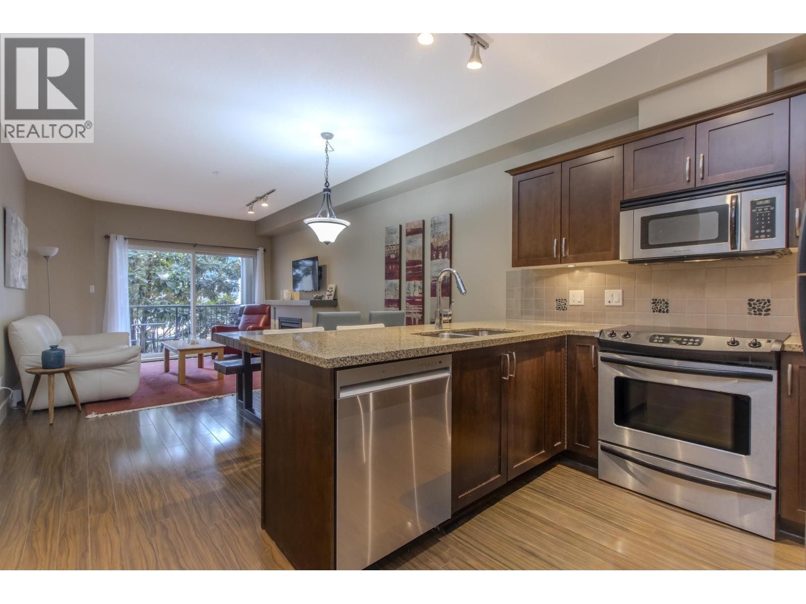 












320 1336 MAIN STREET

,
Squamish,




British Columbia
V8B0R2

