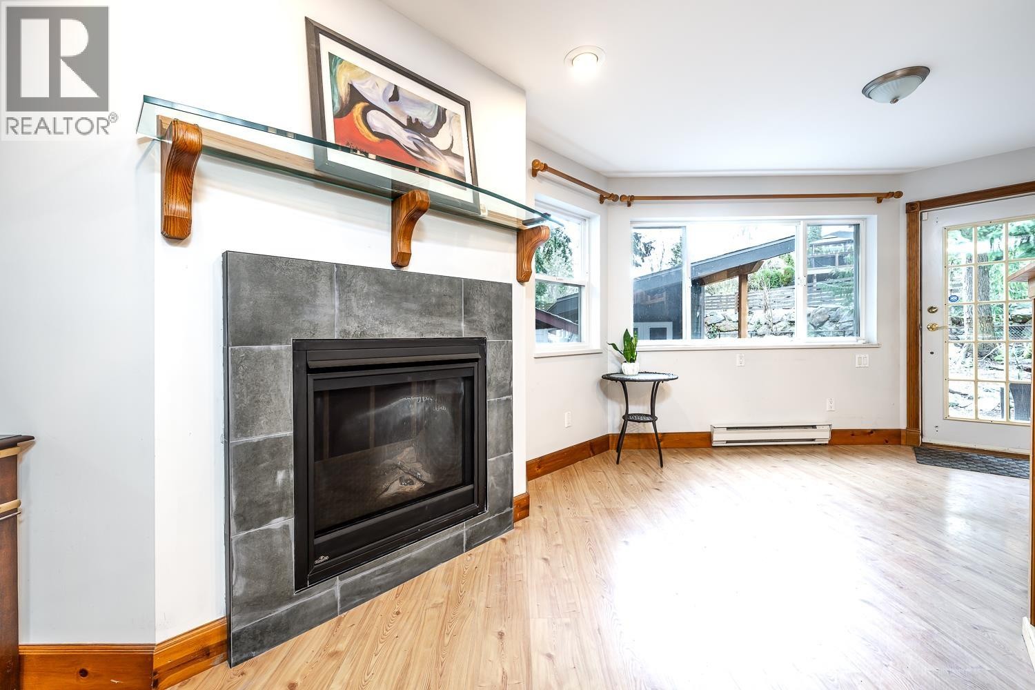 












40449 THUNDERBIRD RIDGE

,
Squamish,




British Columbia
V0N1T0

