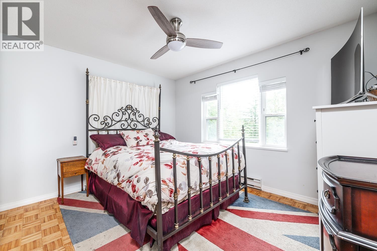 












40449 THUNDERBIRD RIDGE

,
Squamish,




British Columbia
V0N1T0

