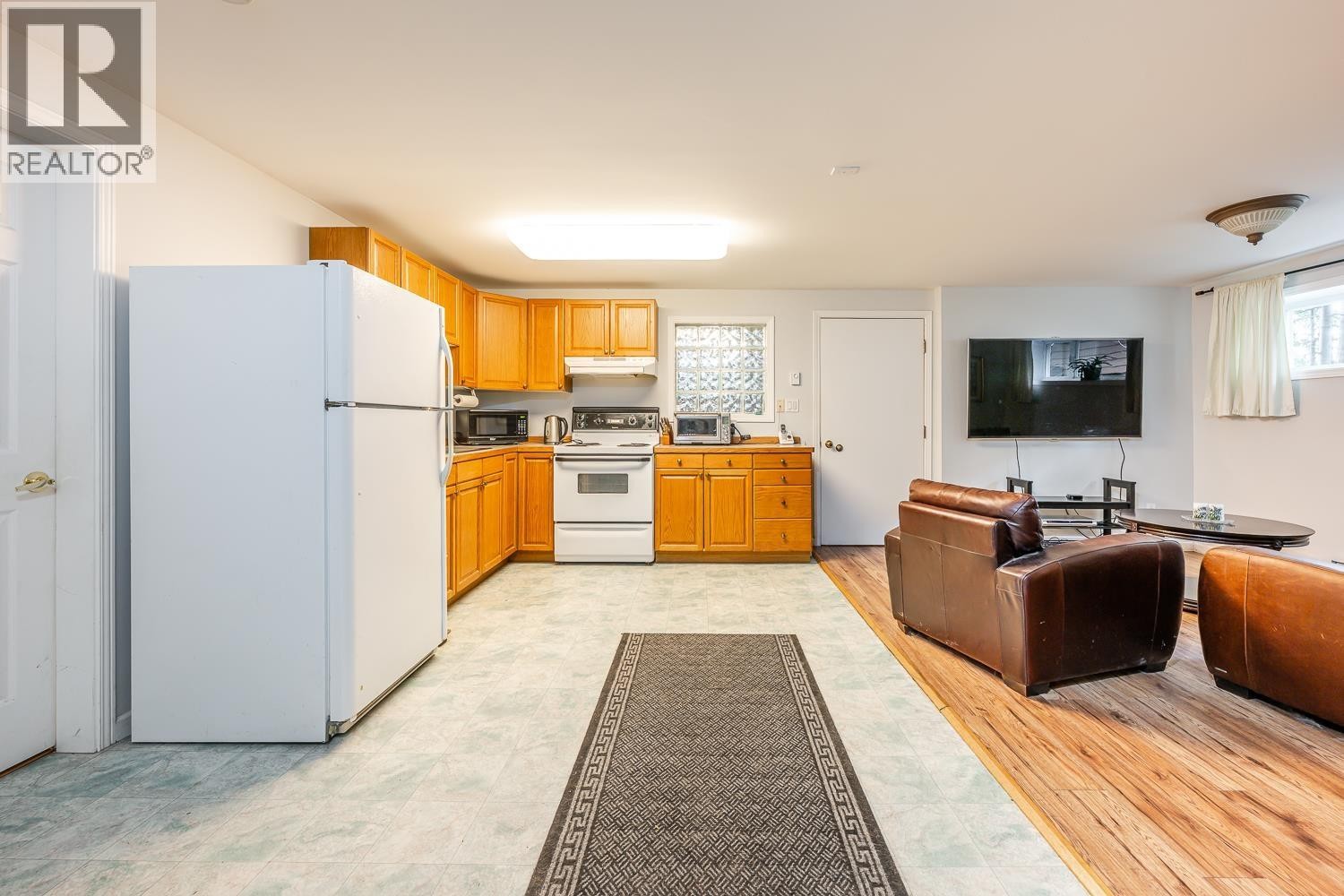 












40449 THUNDERBIRD RIDGE

,
Squamish,




British Columbia
V0N1T0

