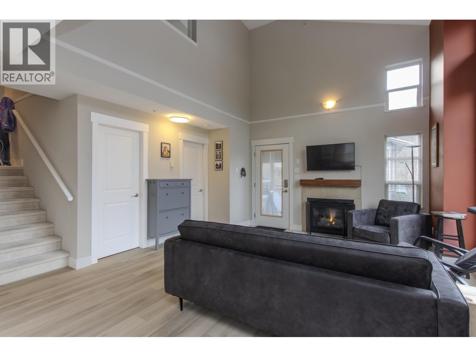 












201 1174 WINGTIP PLACE

,
Squamish,




British Columbia
V8B0N4

