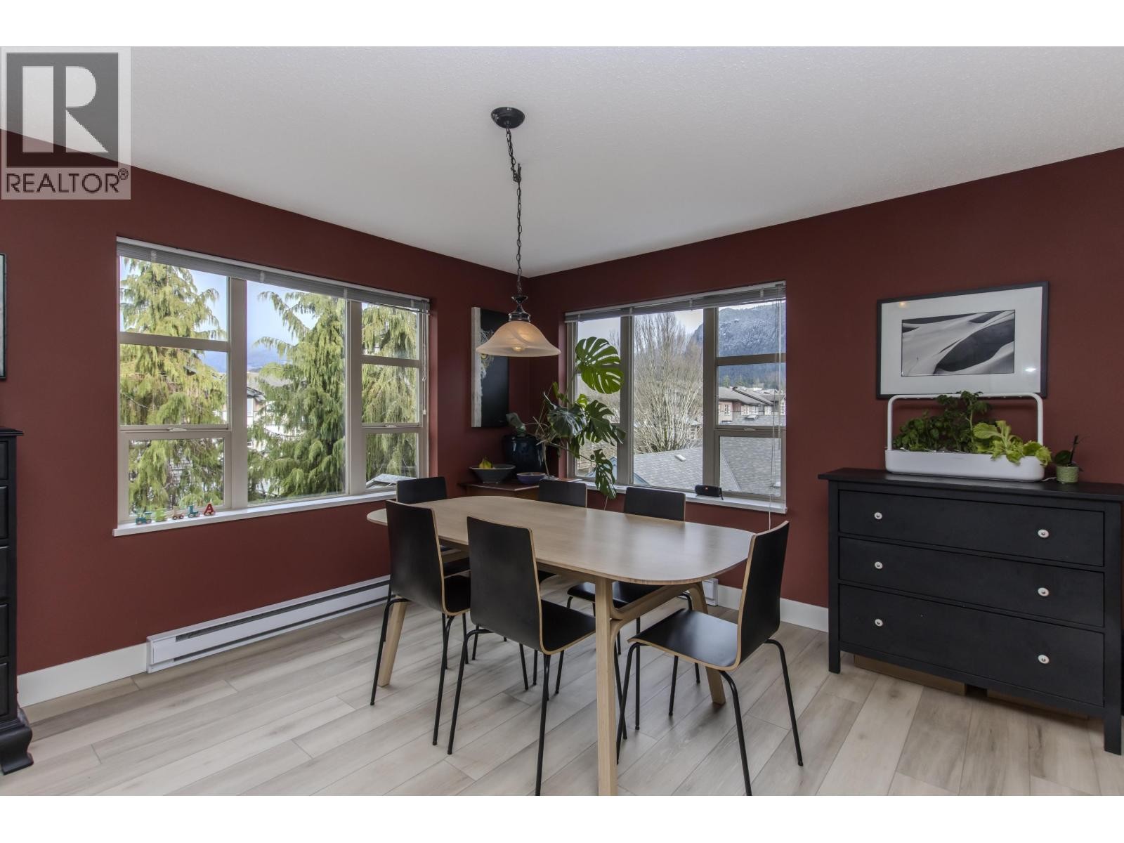 












201 1174 WINGTIP PLACE

,
Squamish,




British Columbia
V8B0N4

