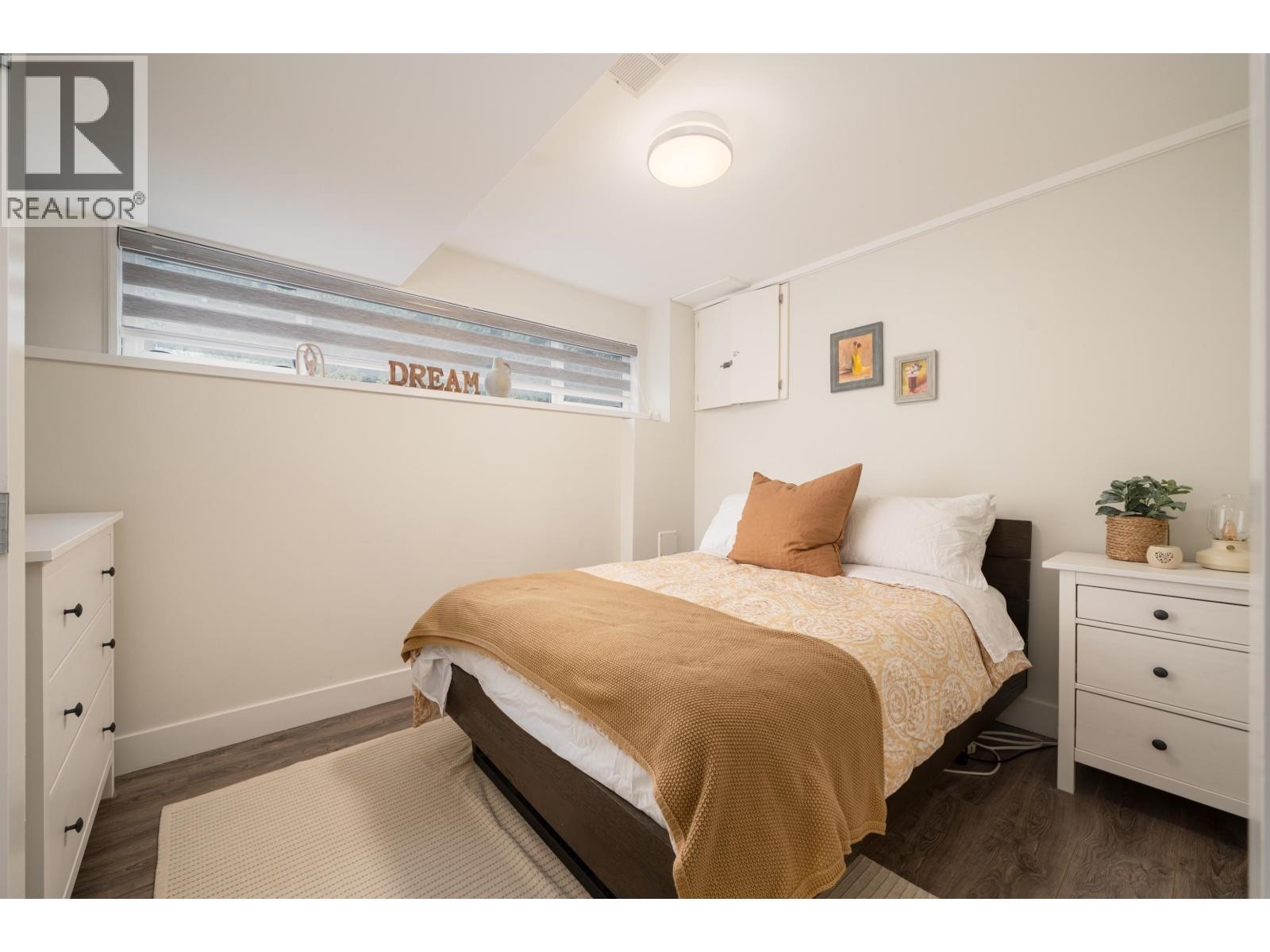 












3642 SYKES ROAD

,
North Vancouver,




British Columbia
V7K2A7

