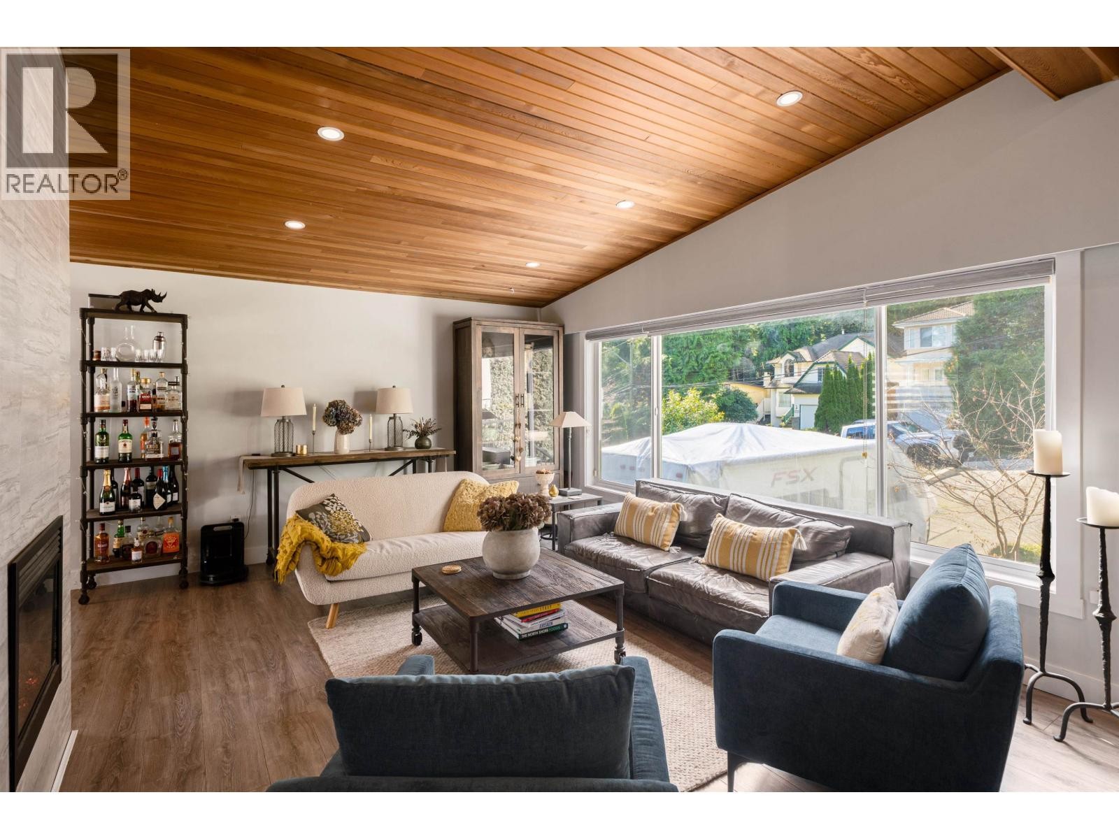 












3642 SYKES ROAD

,
North Vancouver,




British Columbia
V7K2A7

