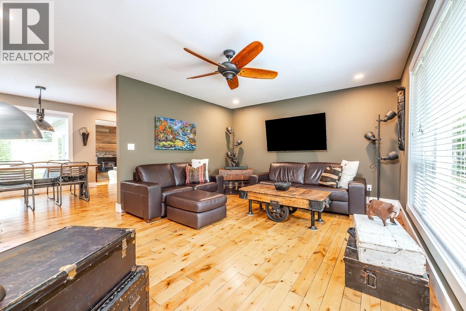 












40195 KINTYRE DRIVE

,
Squamish,




British Columbia
V0N1T0

