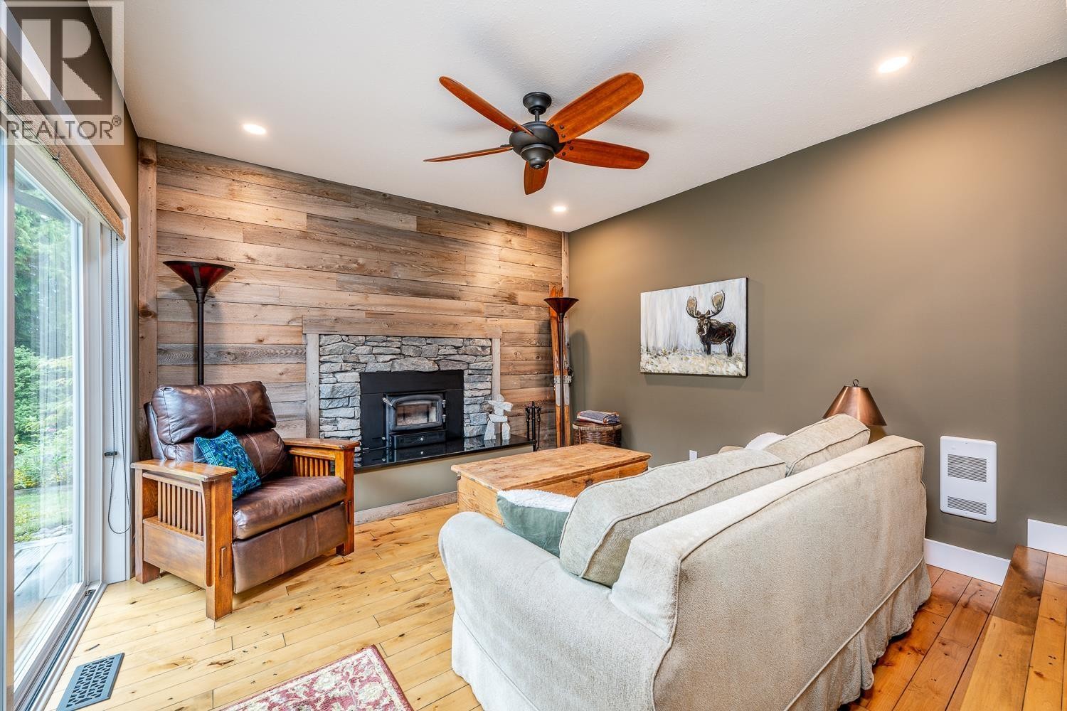 












40195 KINTYRE DRIVE

,
Squamish,




British Columbia
V0N1T0

