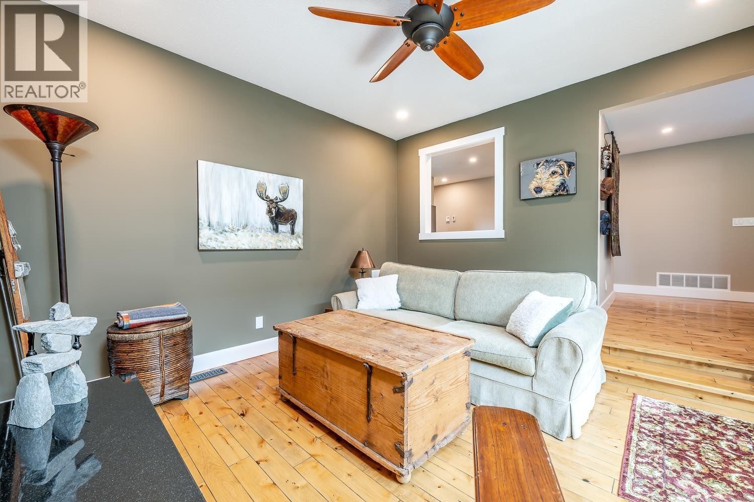 












40195 KINTYRE DRIVE

,
Squamish,




British Columbia
V0N1T0

