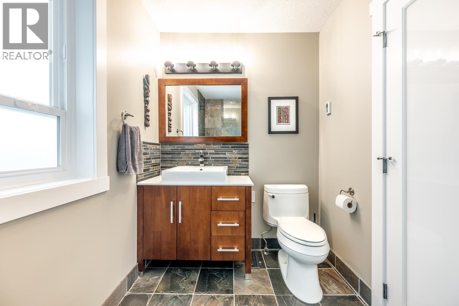 












40195 KINTYRE DRIVE

,
Squamish,




British Columbia
V0N1T0

