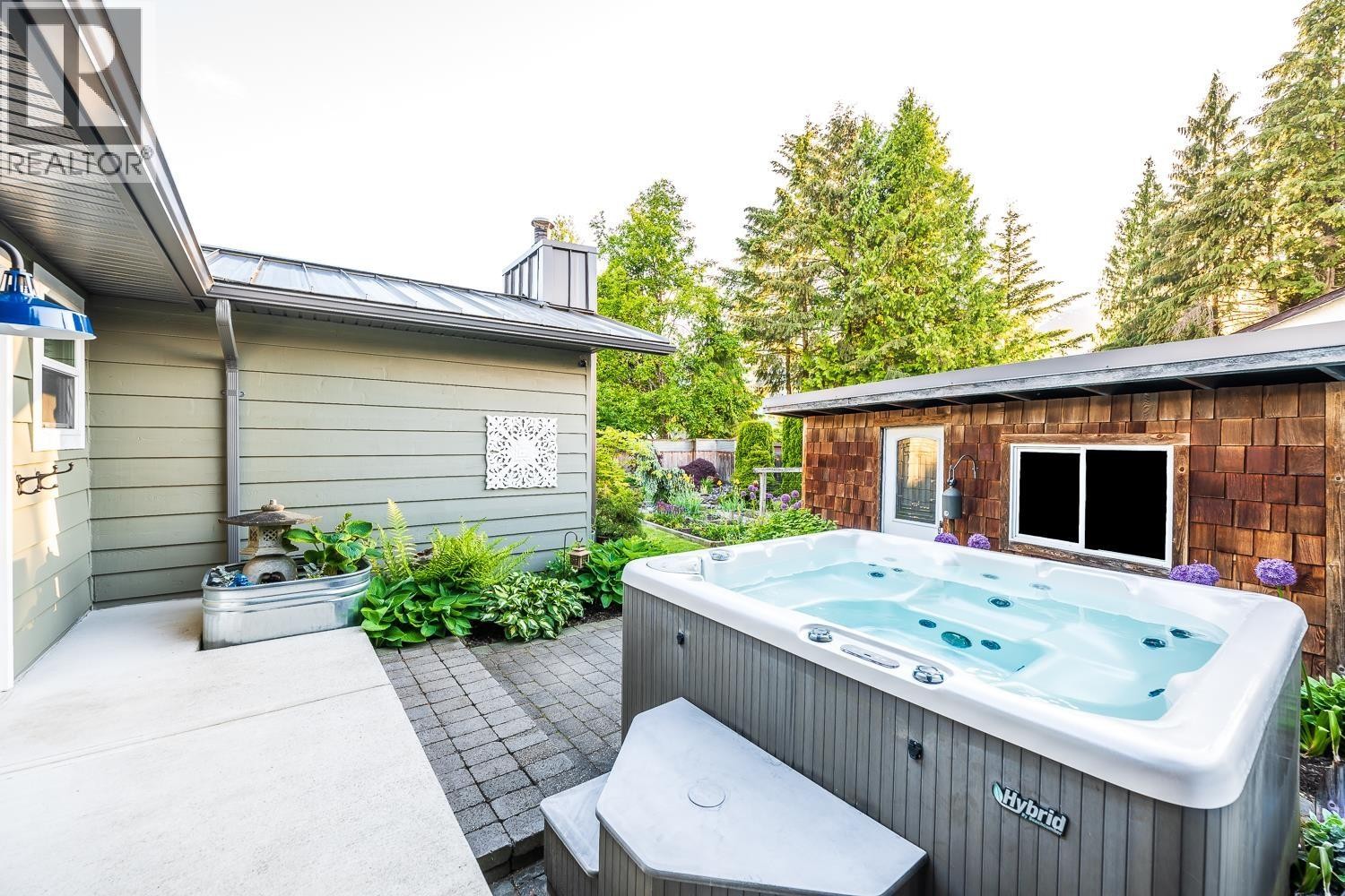 












40195 KINTYRE DRIVE

,
Squamish,




British Columbia
V0N1T0

