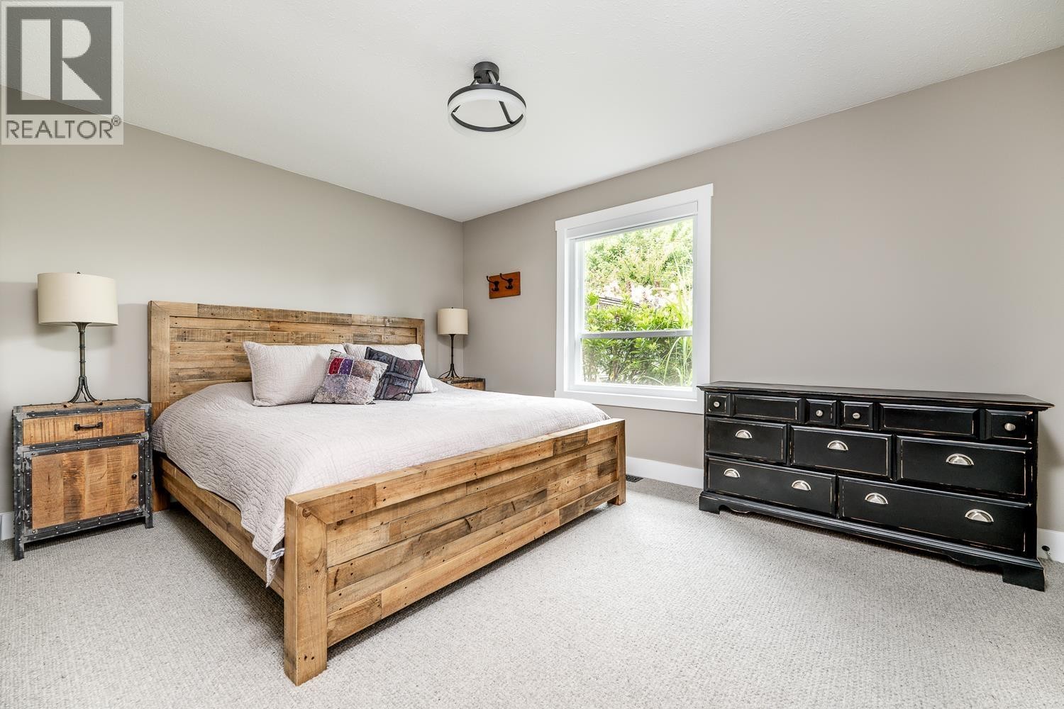 












40195 KINTYRE DRIVE

,
Squamish,




British Columbia
V0N1T0

