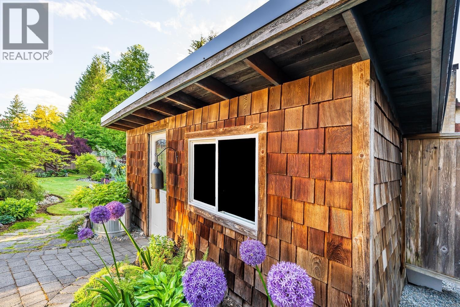 












40195 KINTYRE DRIVE

,
Squamish,




British Columbia
V0N1T0

