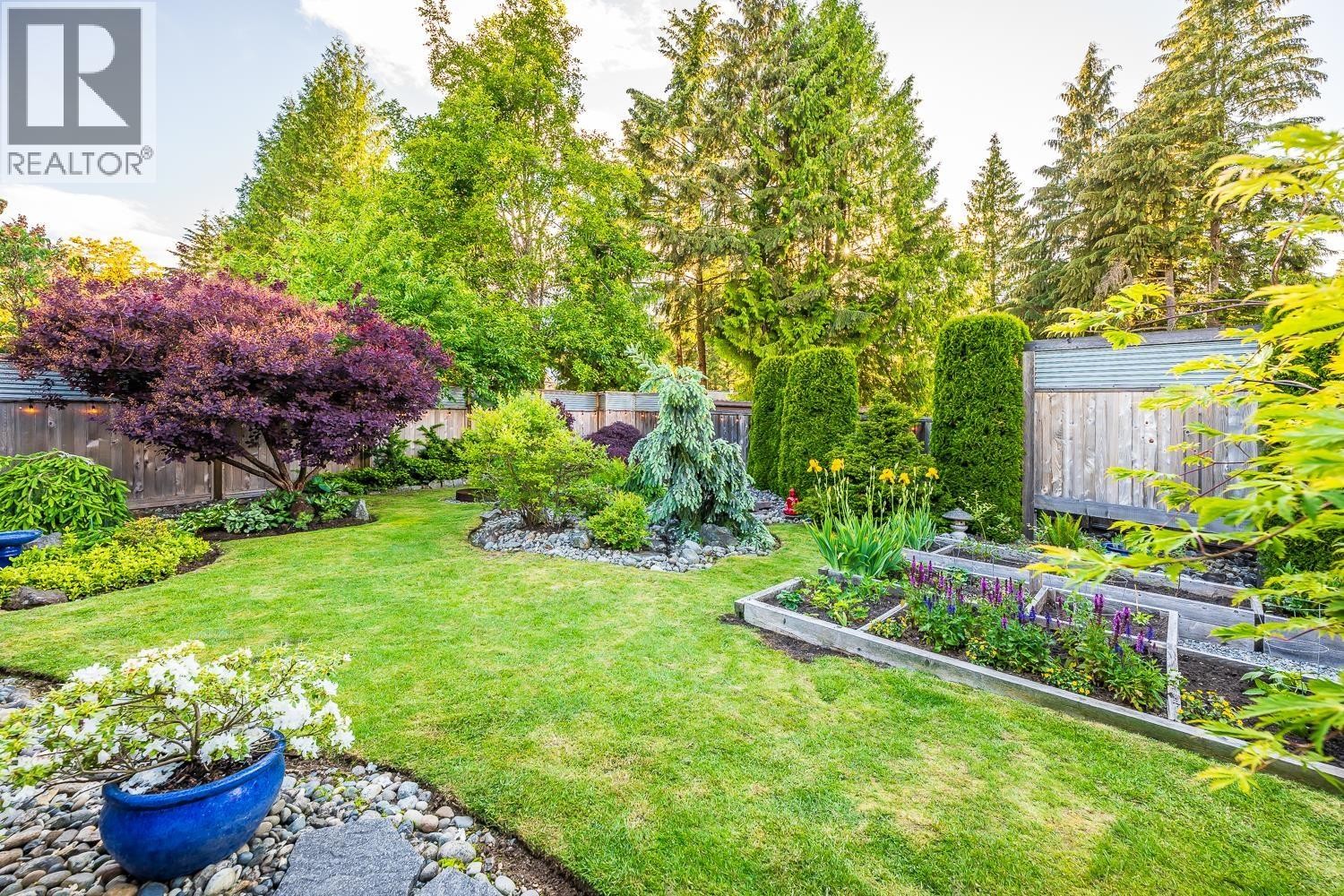 












40195 KINTYRE DRIVE

,
Squamish,




British Columbia
V0N1T0

