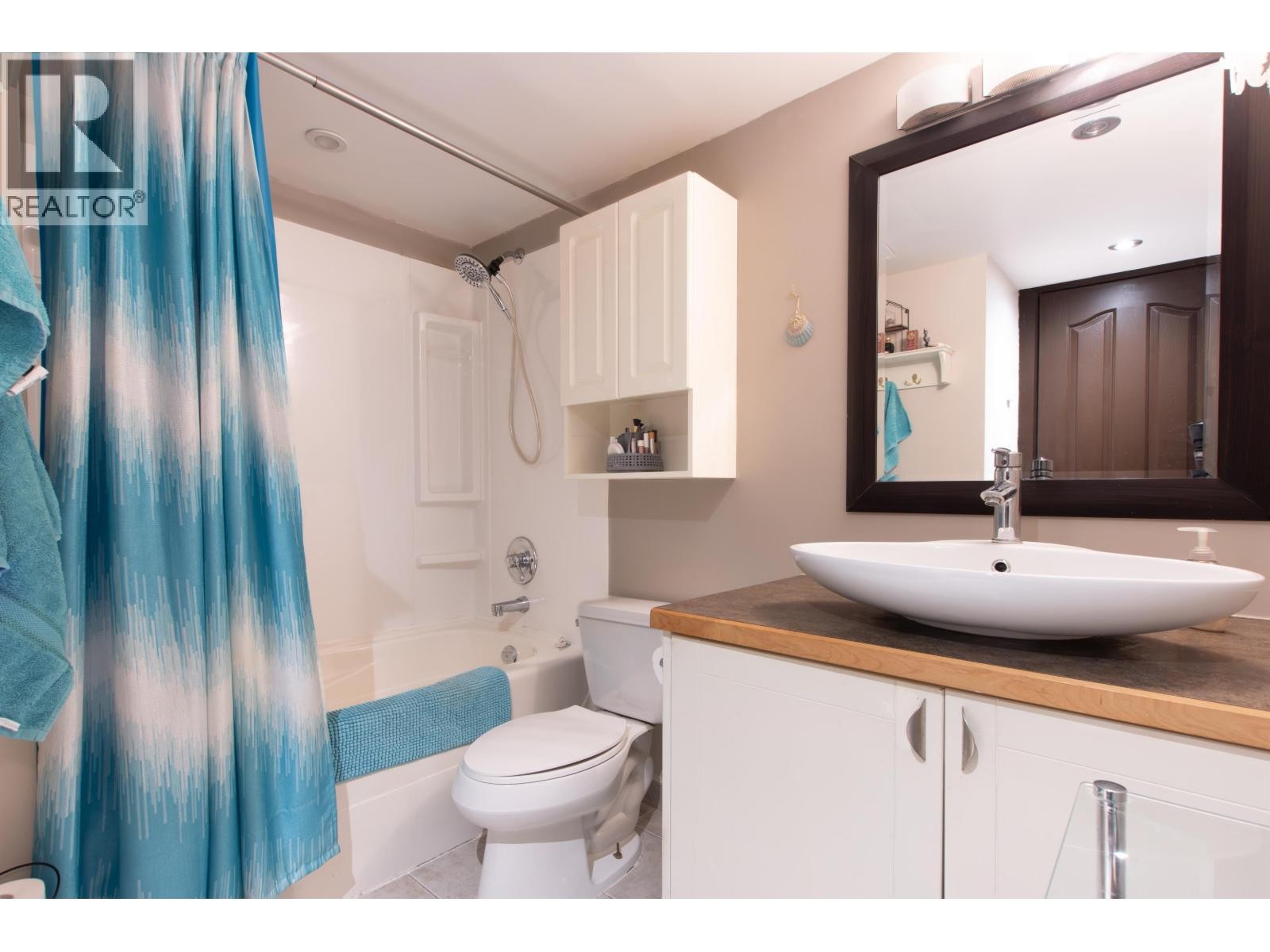 












25 38175 WESTWAY AVENUE

,
Squamish,




British Columbia
V8B0Y4

