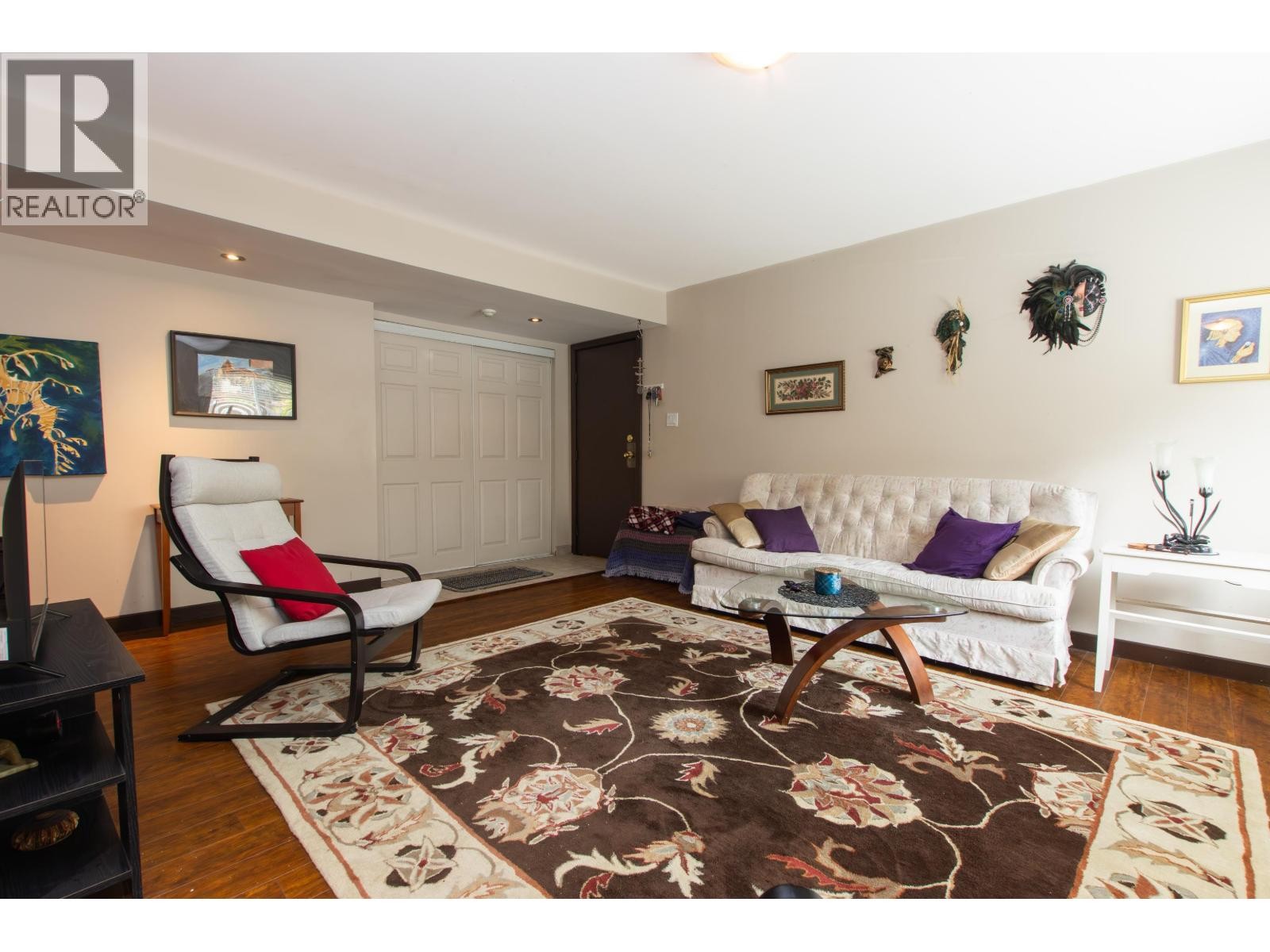 












25 38175 WESTWAY AVENUE

,
Squamish,




British Columbia
V8B0Y4

