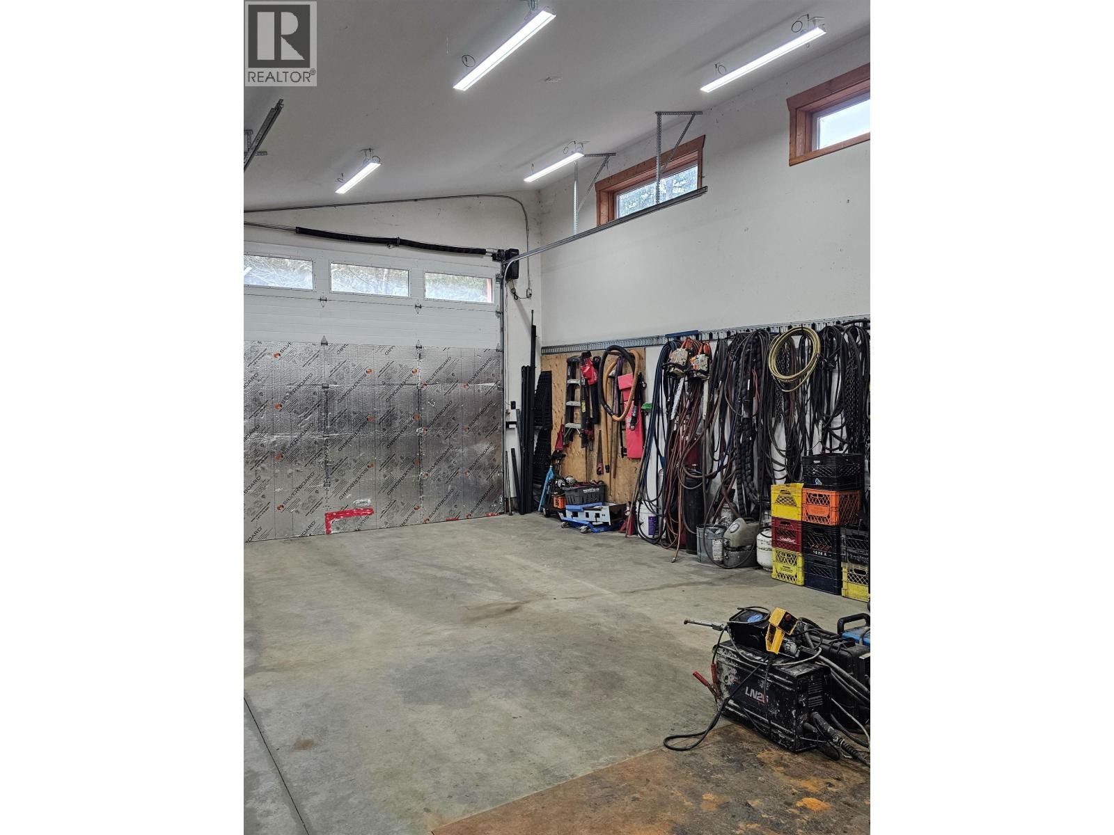 












3070 MIDNIGHT WAY

,
Squamish,




British Columbia
V0N1T0

