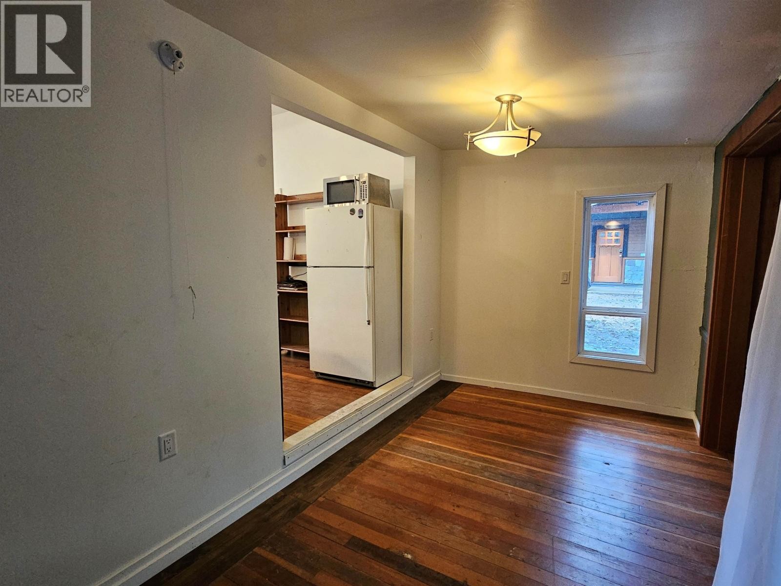 












3070 MIDNIGHT WAY

,
Squamish,




British Columbia
V0N1T0

