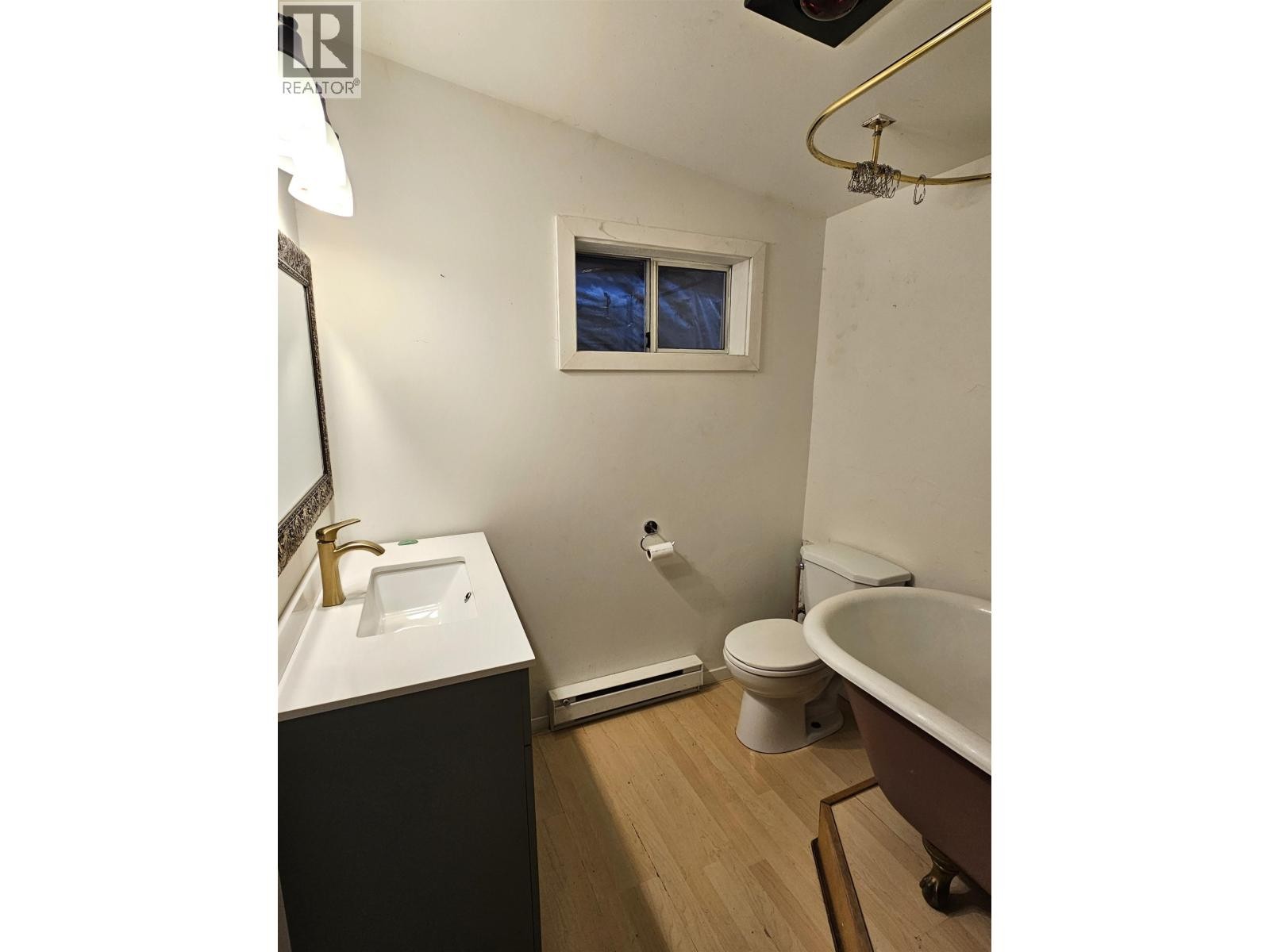 












3070 MIDNIGHT WAY

,
Squamish,




British Columbia
V0N1T0

