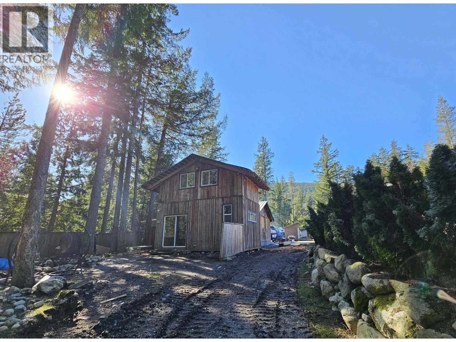 












3070 MIDNIGHT WAY

,
Squamish,




British Columbia
V0N1T0

