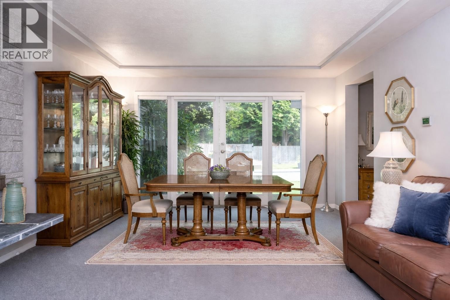 












2864 BUSHNELL PLACE

,
North Vancouver,




British Columbia
V7J2Y8

