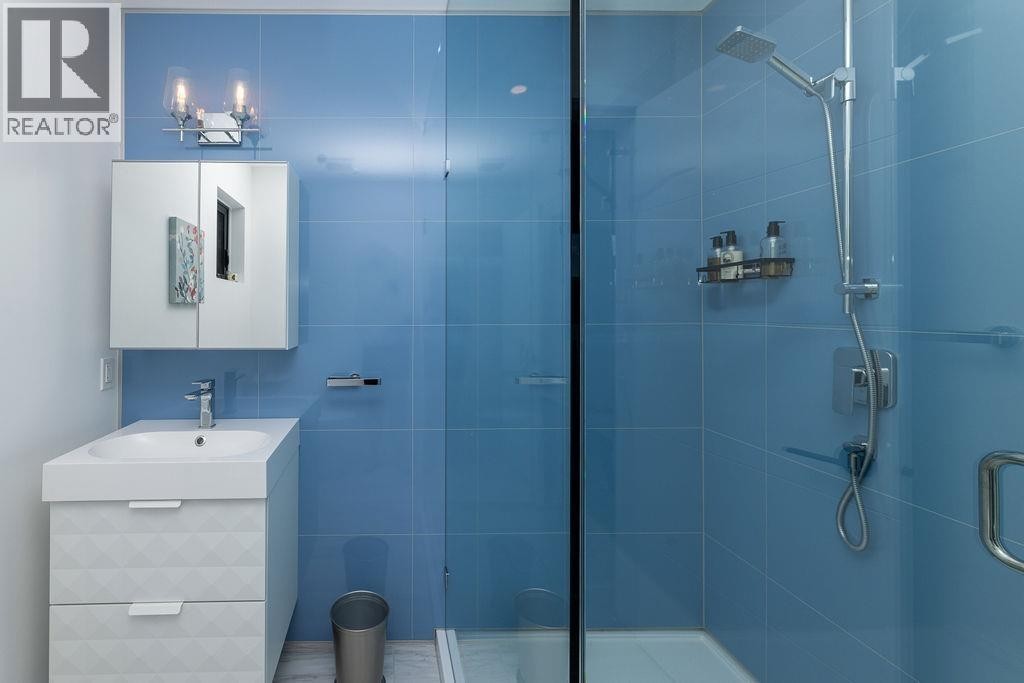 












6101 -6099 CORACLE DRIVE

,
Sechelt,




British Columbia
V7Z0C9

