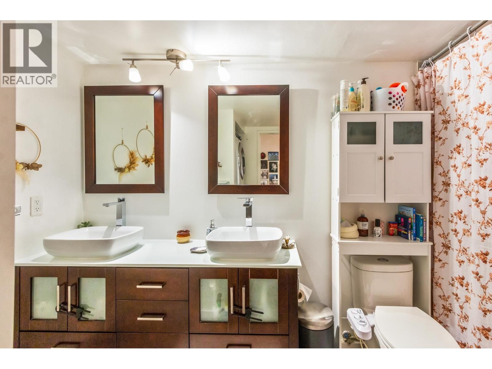 












104 9101 HORNE STREET

,
Burnaby,




British Columbia
V3N4M3

