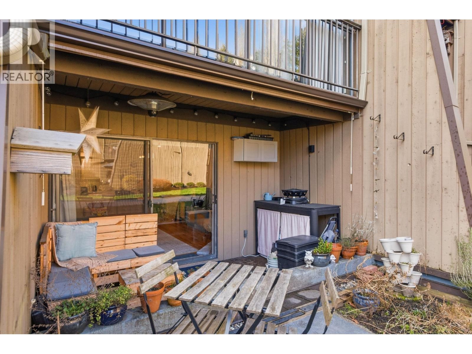 












104 9101 HORNE STREET

,
Burnaby,




British Columbia
V3N4M3

