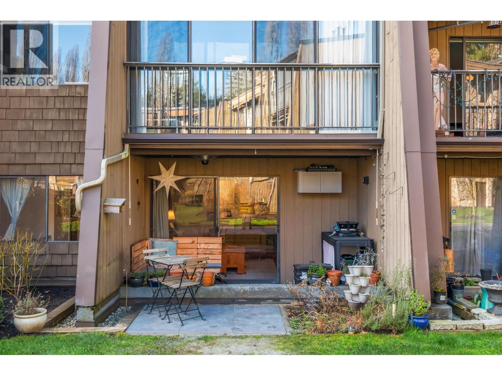 












104 9101 HORNE STREET

,
Burnaby,




British Columbia
V3N4M3

