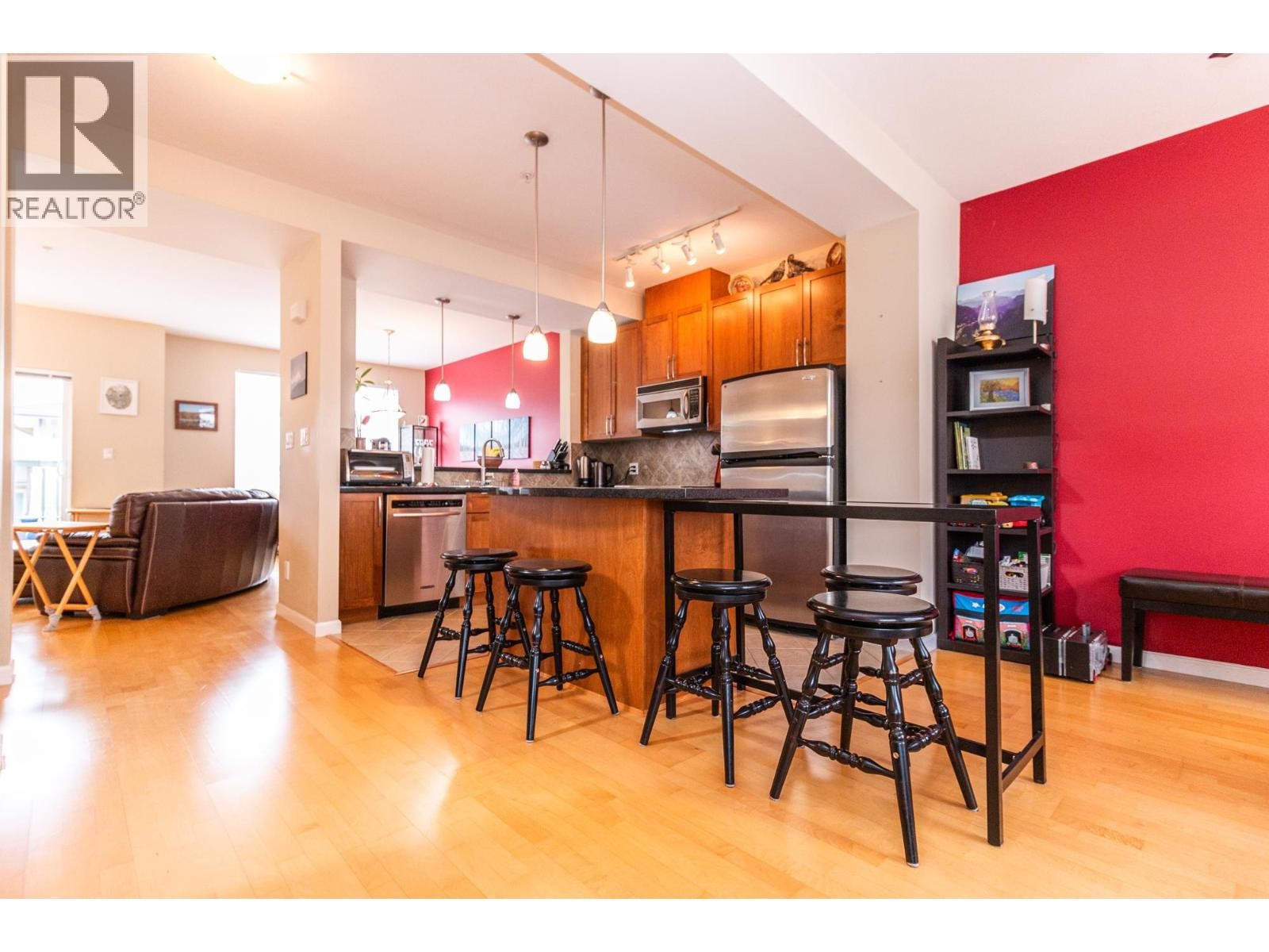












36 40632 GOVERNMENT ROAD

,
Squamish,




British Columbia
V8B0M7

