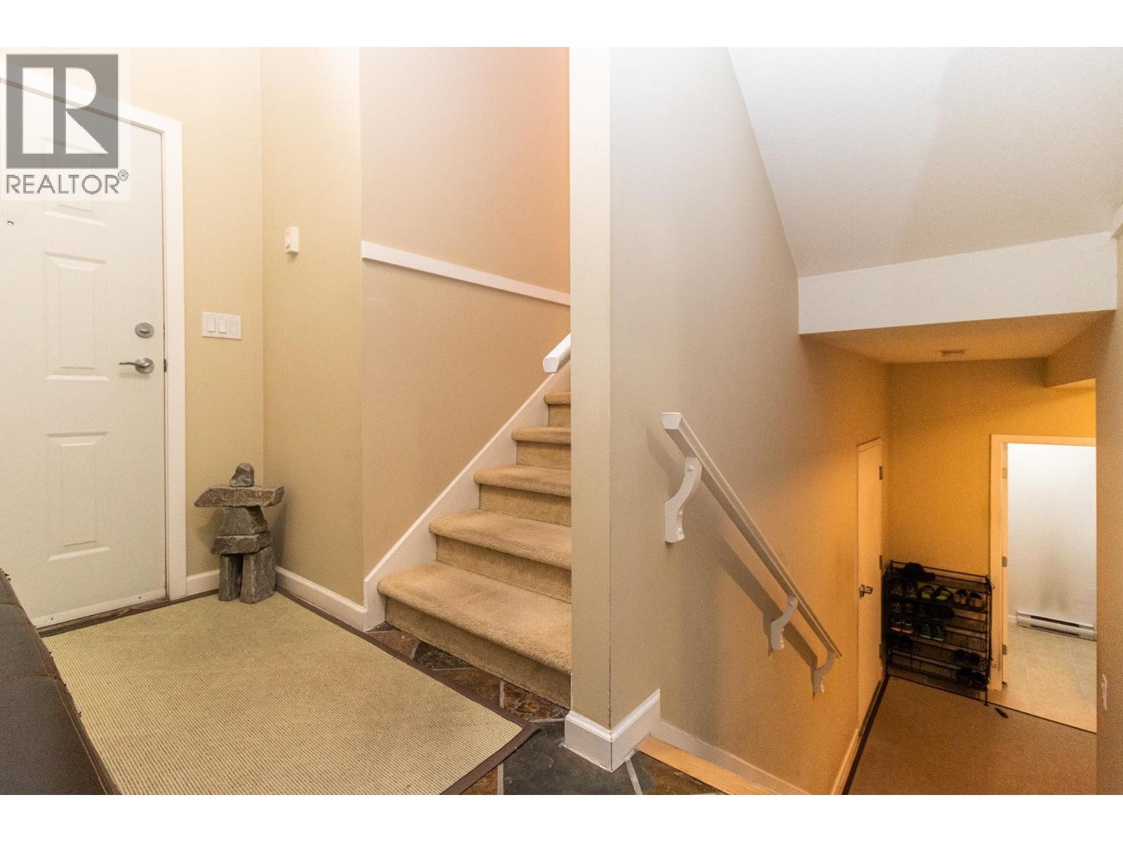 












36 40632 GOVERNMENT ROAD

,
Squamish,




British Columbia
V8B0M7

