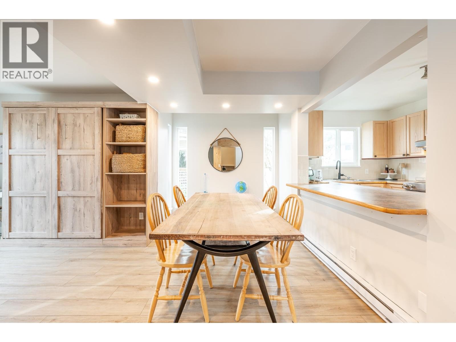 












22 41449 GOVERNMENT ROAD

,
Squamish,




British Columbia
V8B0G4

