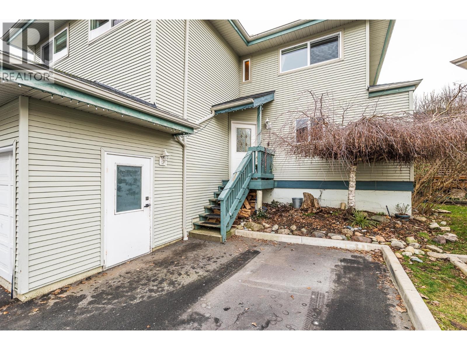 












22 41449 GOVERNMENT ROAD

,
Squamish,




British Columbia
V8B0G4

