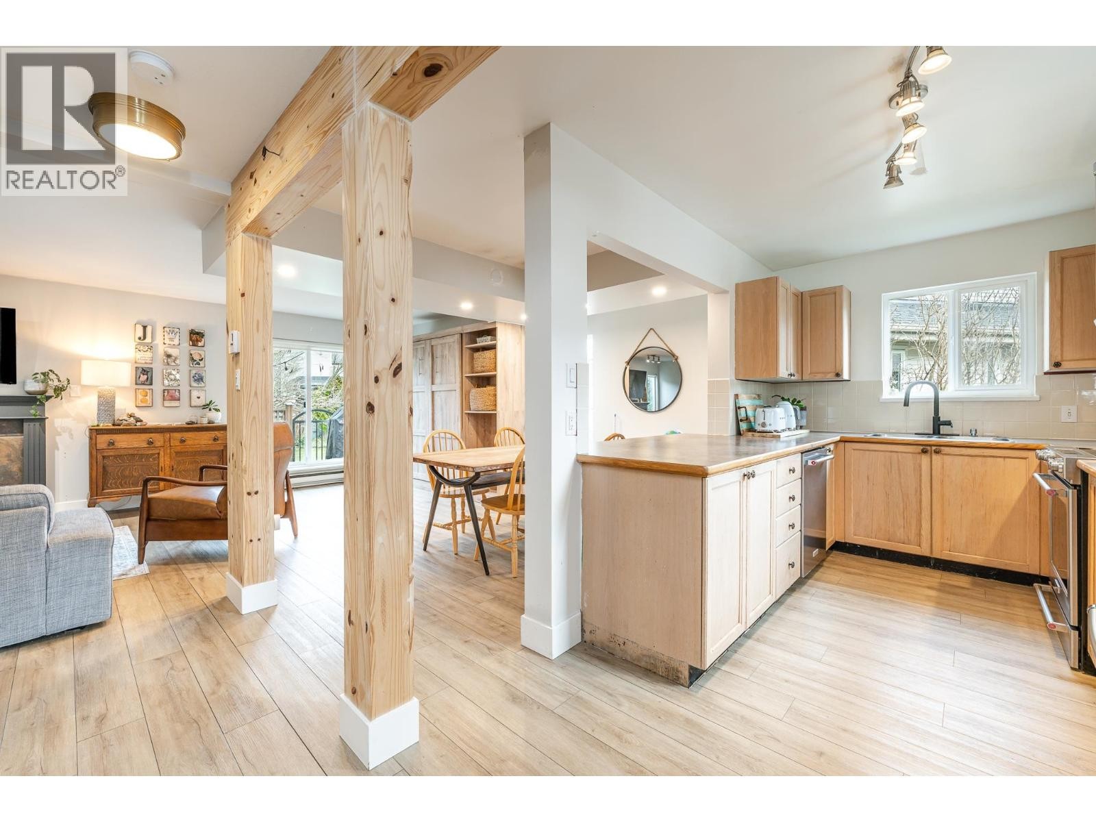 












22 41449 GOVERNMENT ROAD

,
Squamish,




British Columbia
V8B0G4

