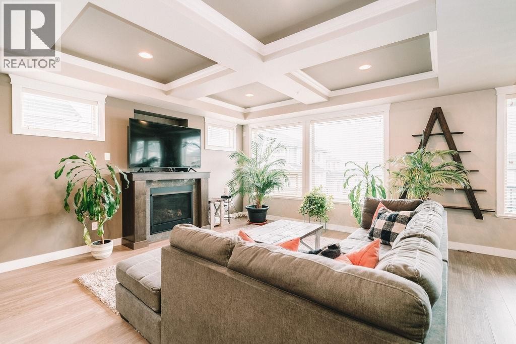 












10543 248 STREET

,
Maple Ridge,




British Columbia
V2W0G2

