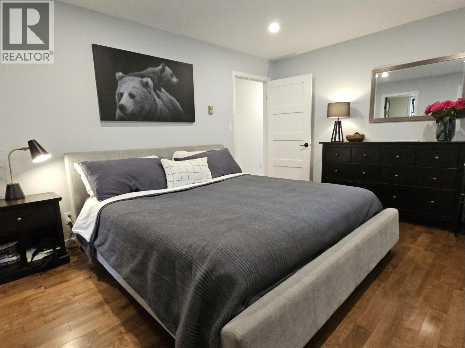 












40755 THUNDERBIRD RIDGE

,
Squamish,




British Columbia
V0N1T0

