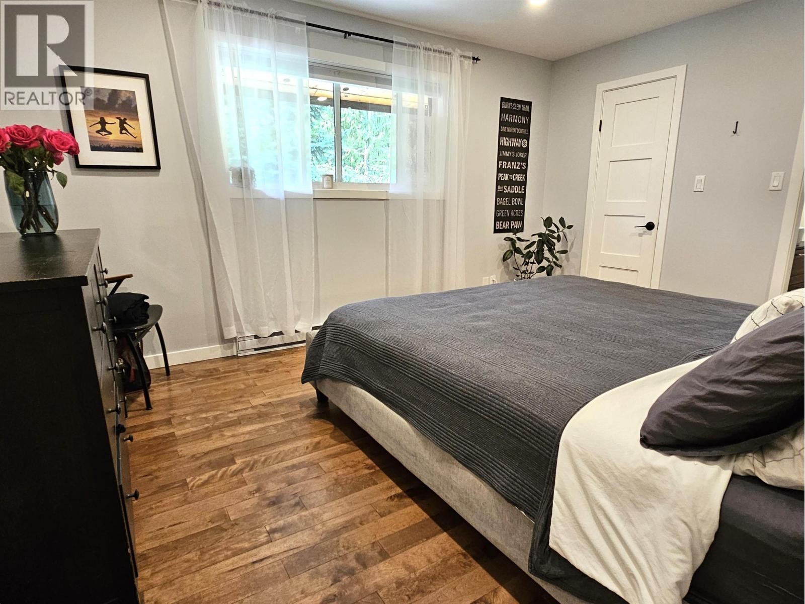 












40755 THUNDERBIRD RIDGE

,
Squamish,




British Columbia
V0N1T0

